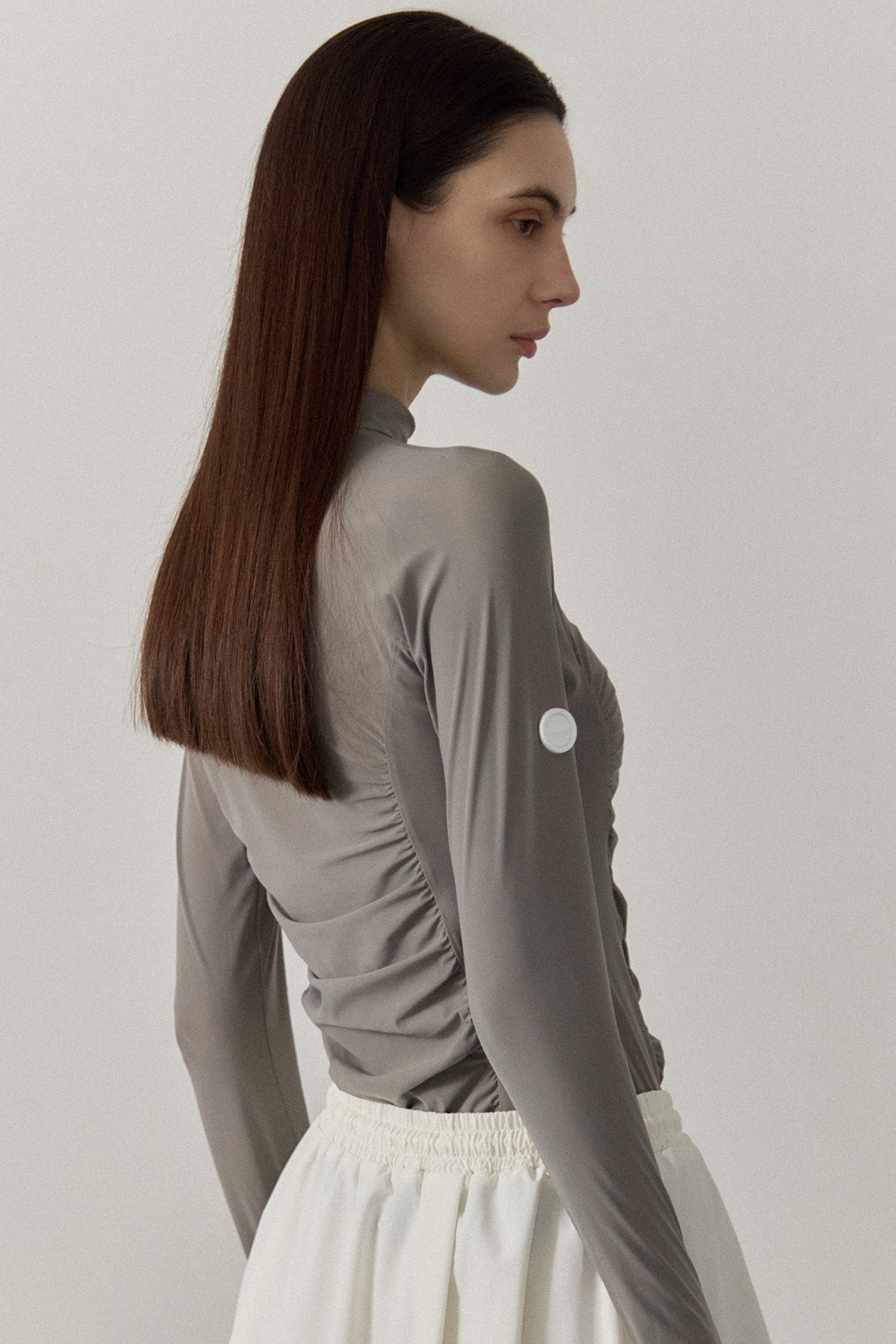MOCKNECK GATHER TOP - Gray