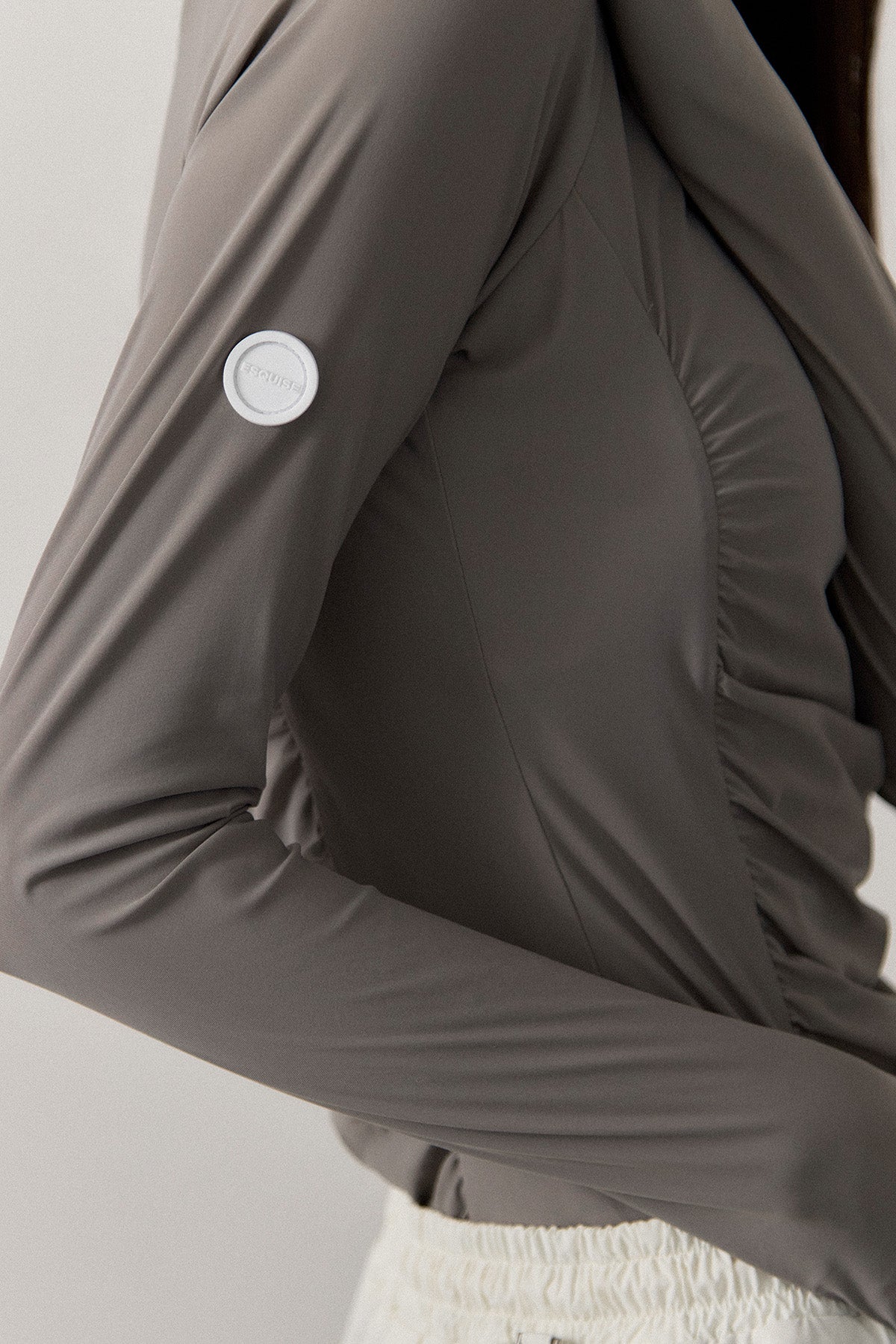 MOCKNECK GATHER TOP - Gray