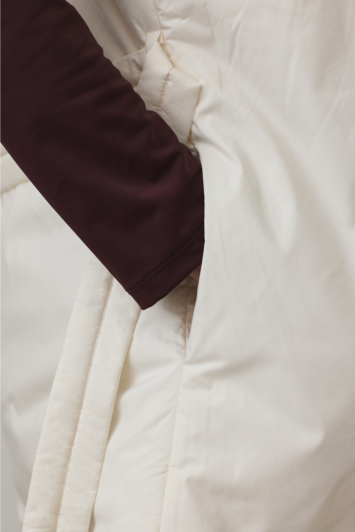 SOFT FEEL WARM VEST - White