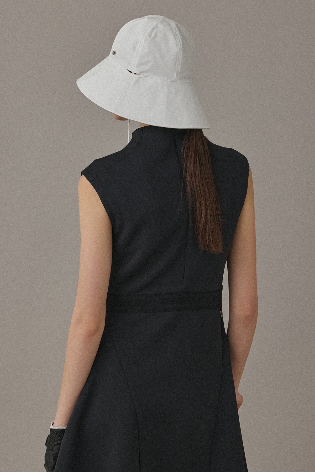 FLOATING MINI DRESS - Black