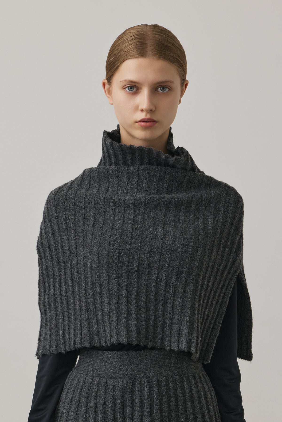 ECO-KNIT RIBBED CAPE - Gray