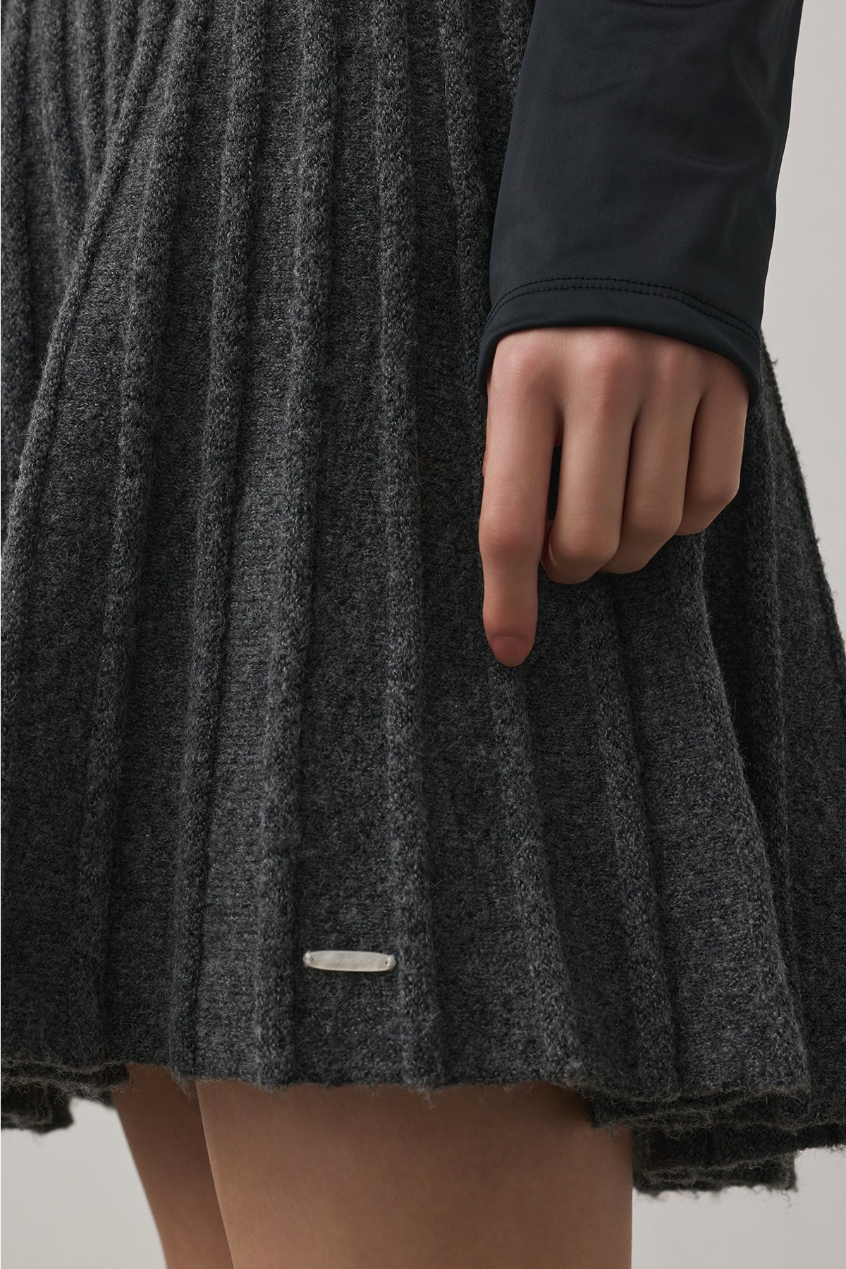 ECO-KNIT PLEATS SKIRT - Gray