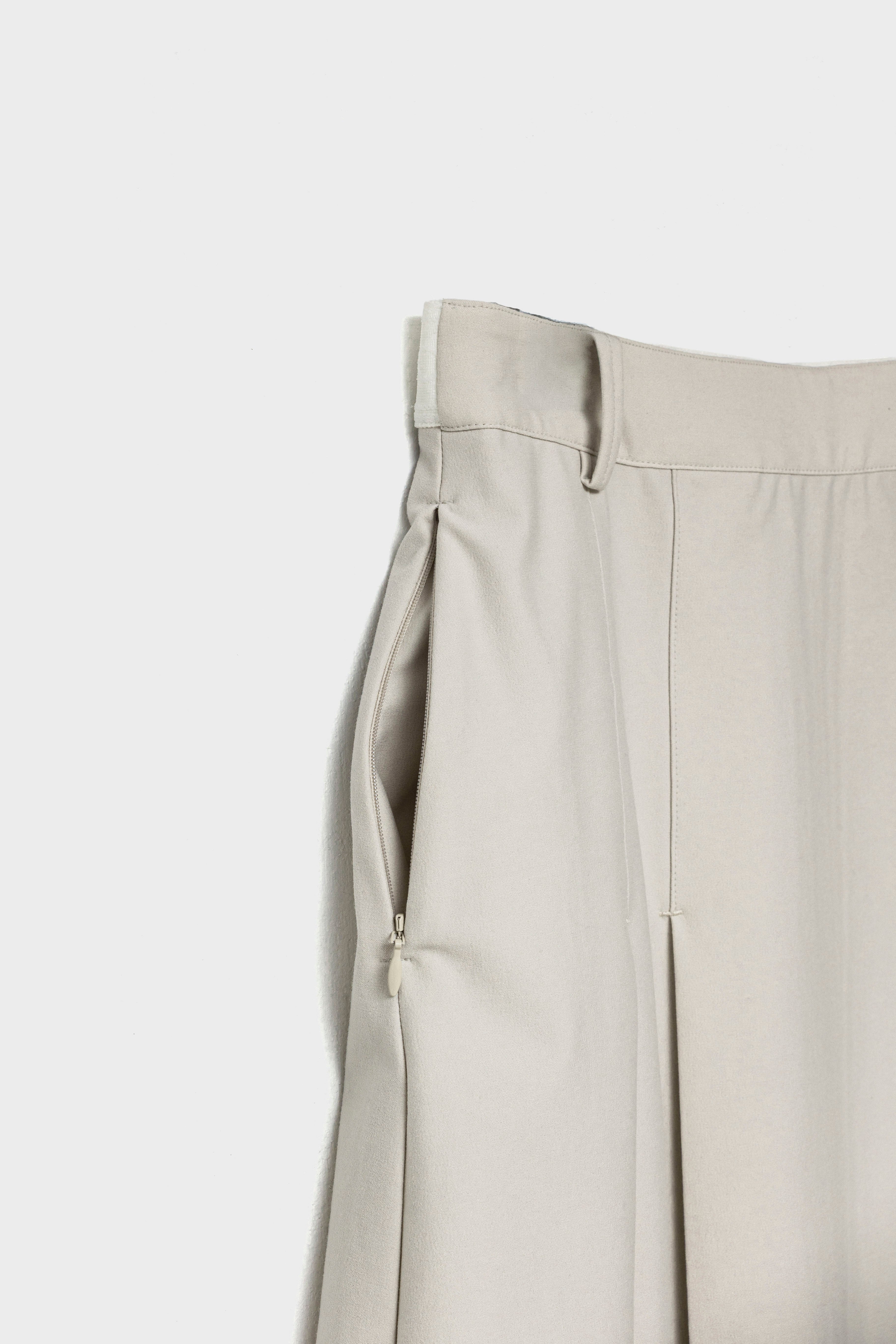 SILK TOUCH PLEATED SKIRT - Light Beige
