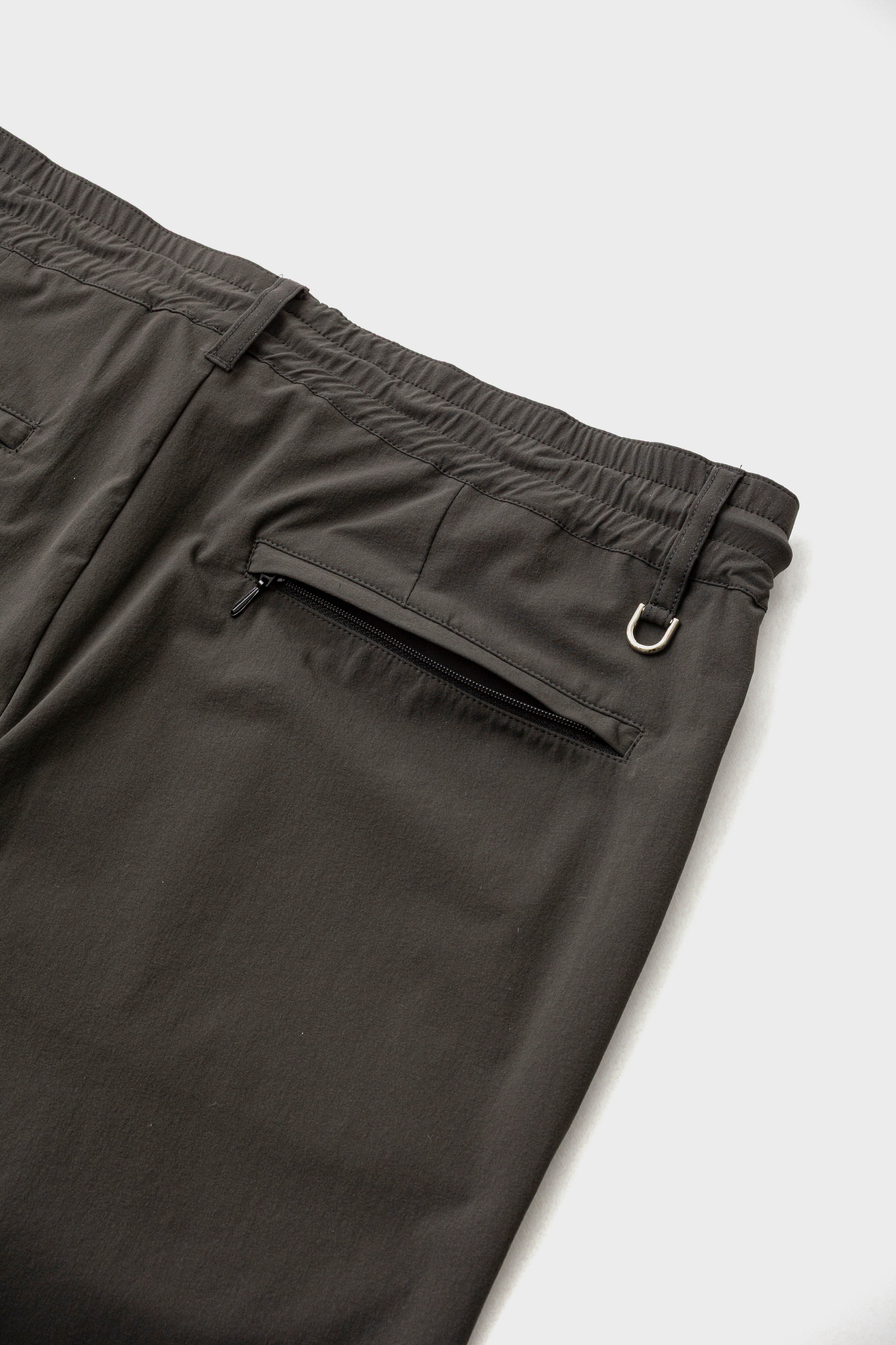LIGHTFORM SLIM JOGGERS - Black