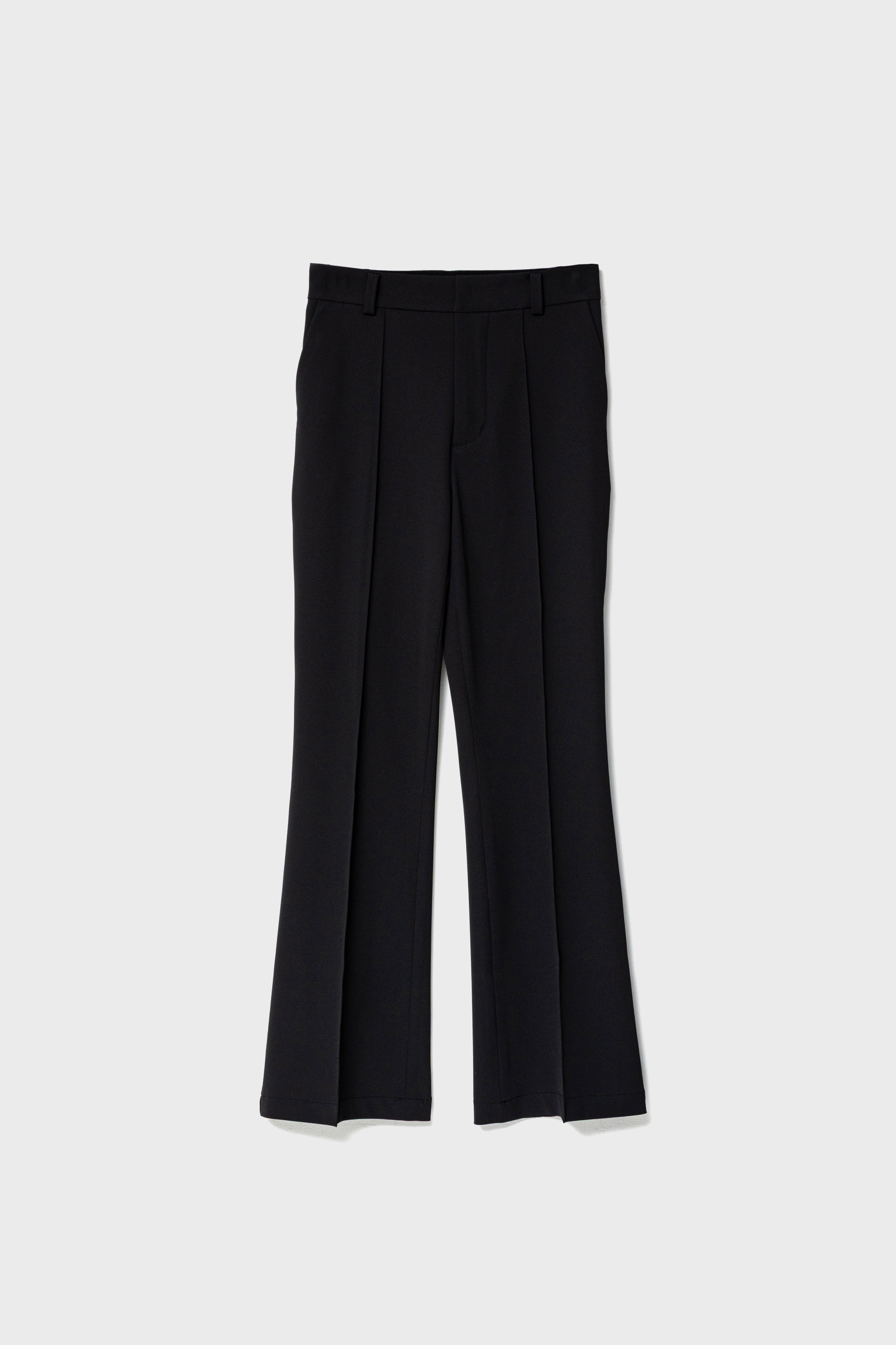 FIRST FLARE PANTS - Black