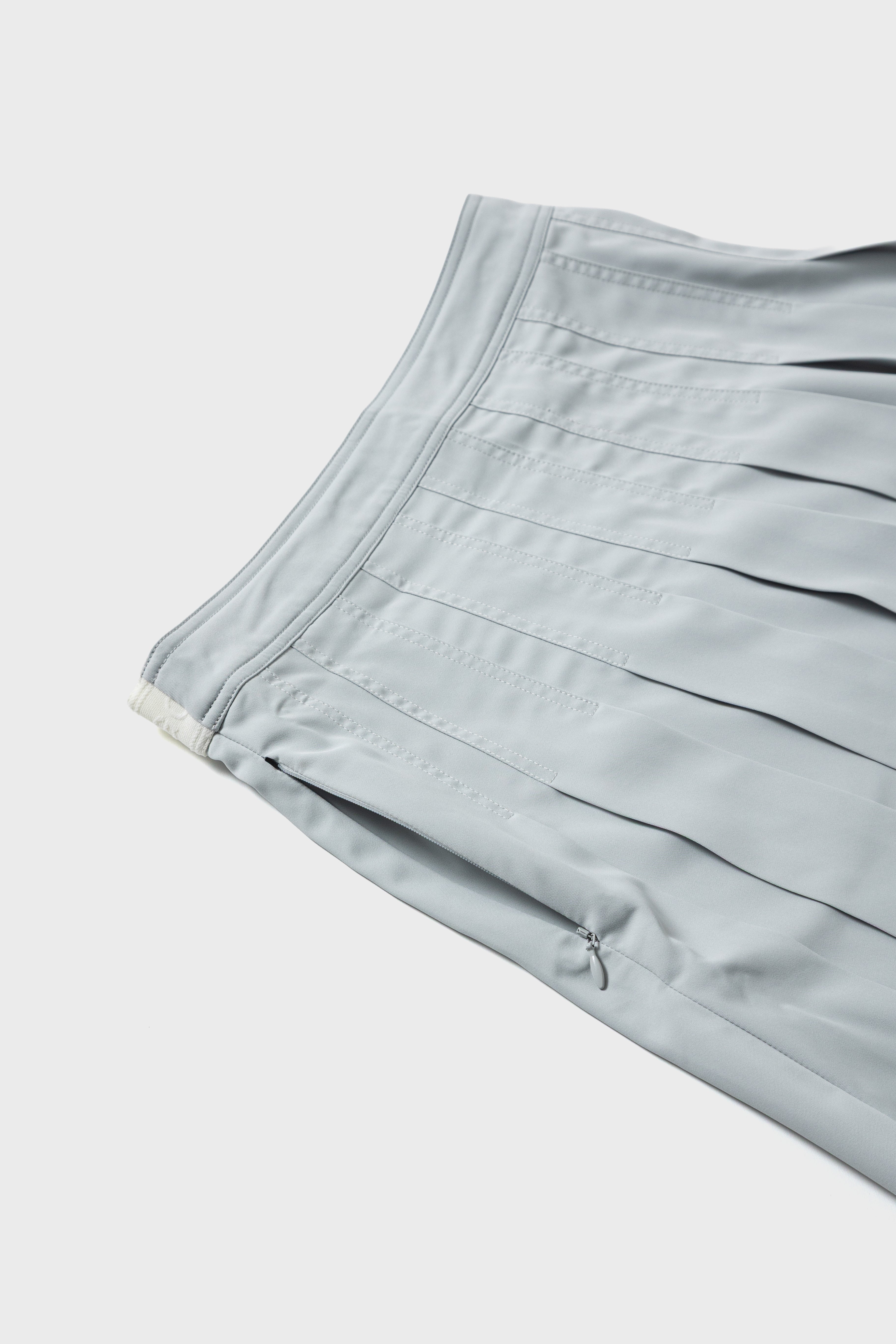 FLOWING PLEATS SKIRT - Soft Blue