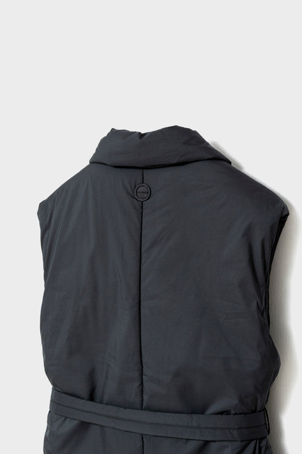 SOFT FEEL WARM VEST - Black
