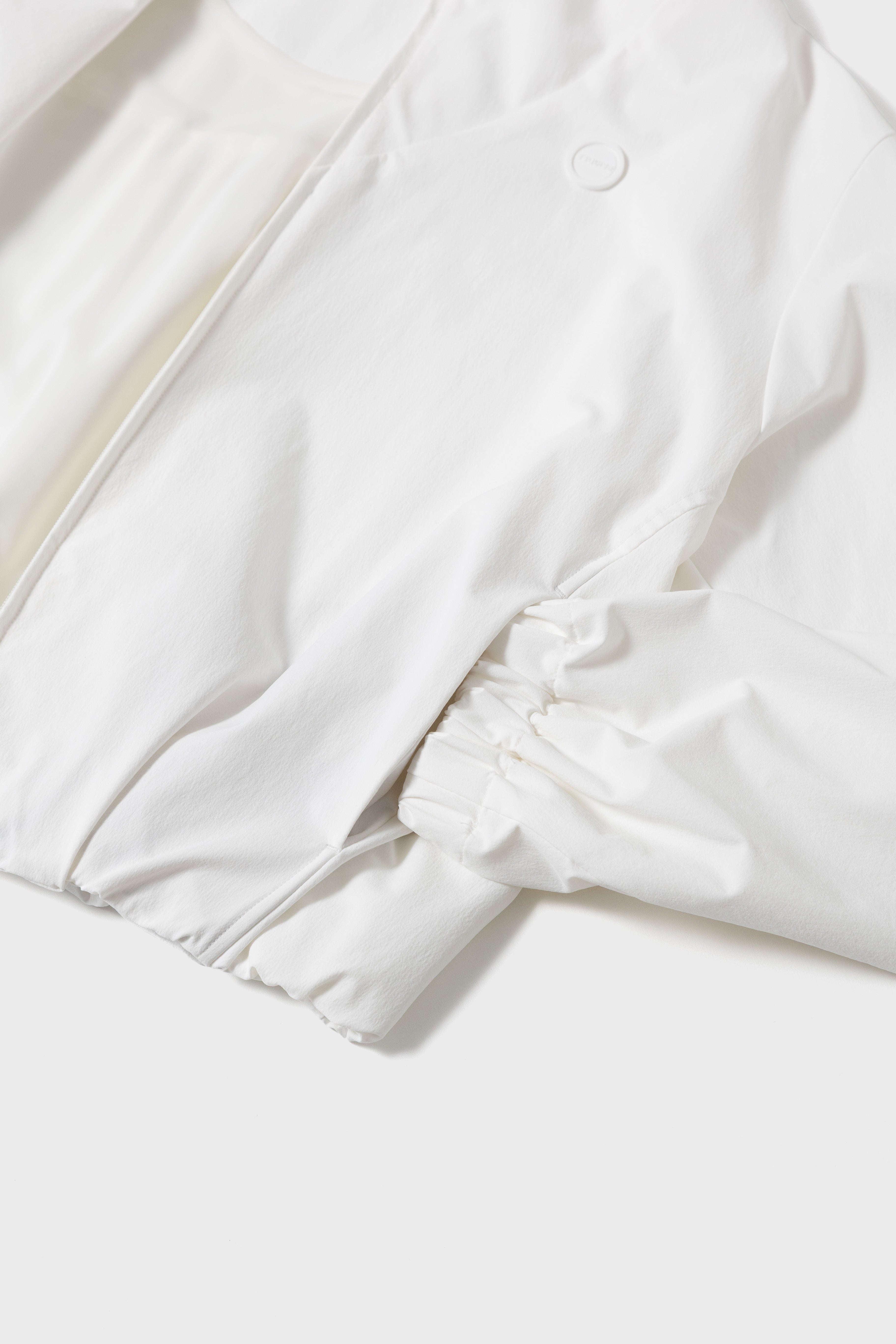 NYLON EFFORTLESS JKT - White