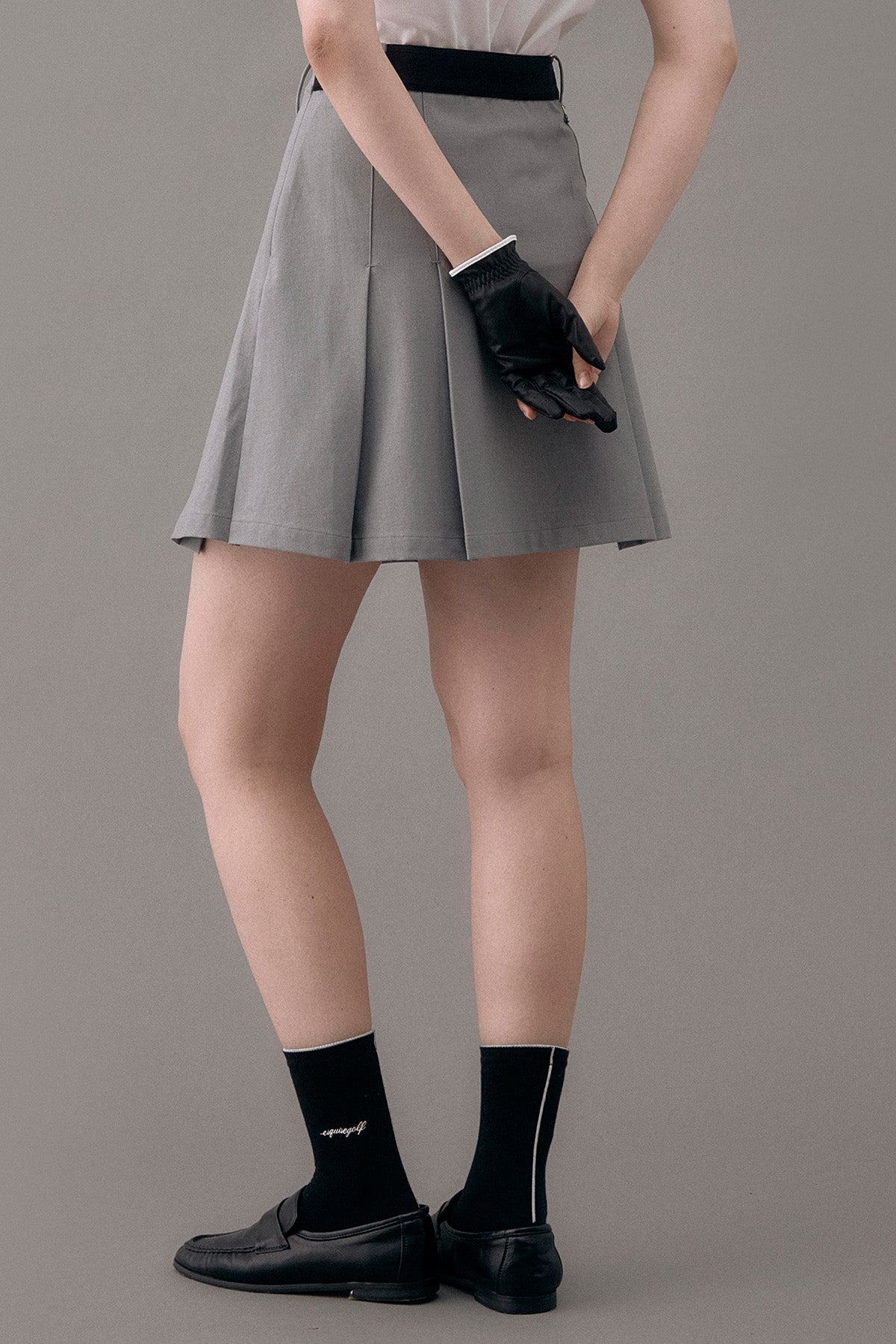 SILK TOUCH PLEATED SKIRT - Light Gray