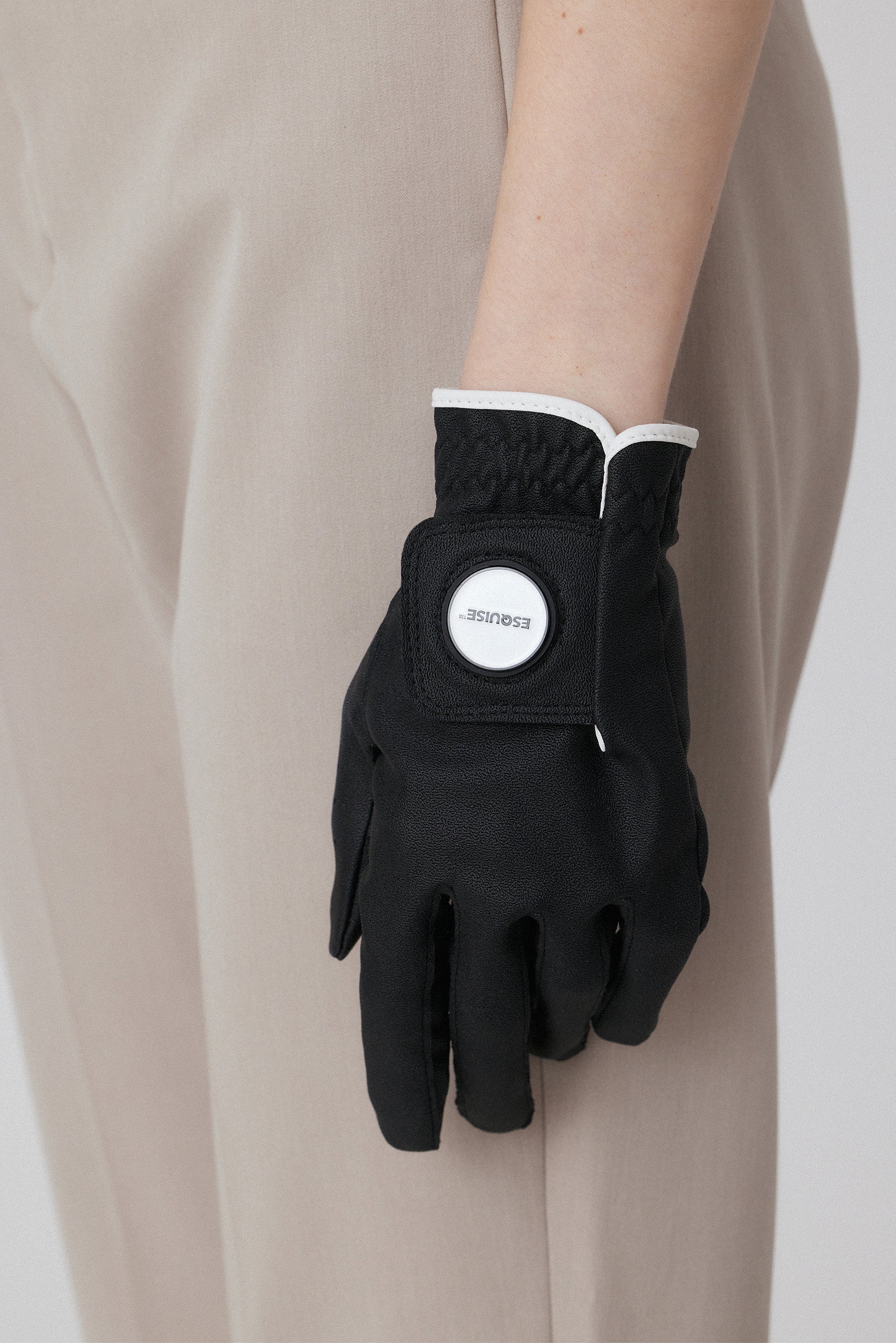 ESQUISE GOLF GLOVE - Black