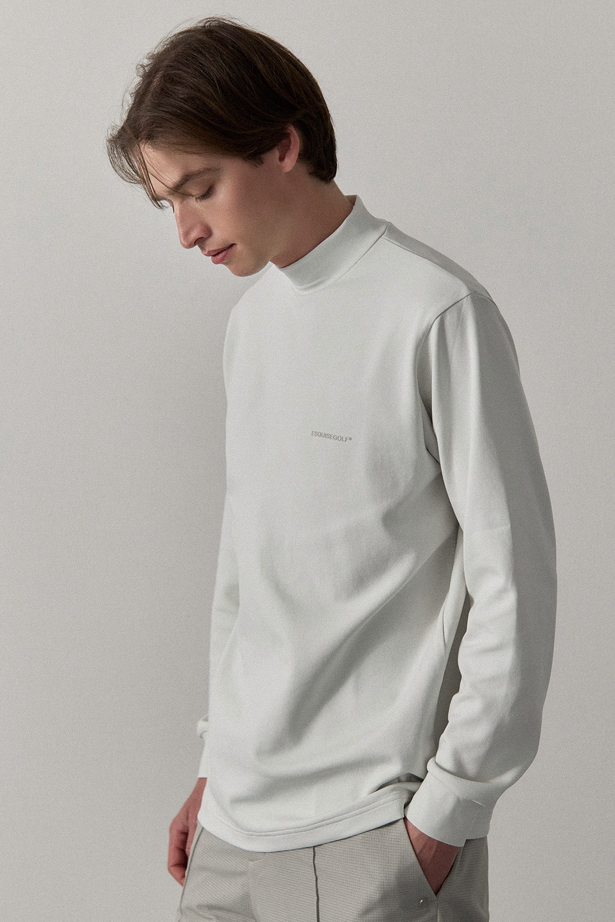 RELAXED STRETCH MOCKNECK - White