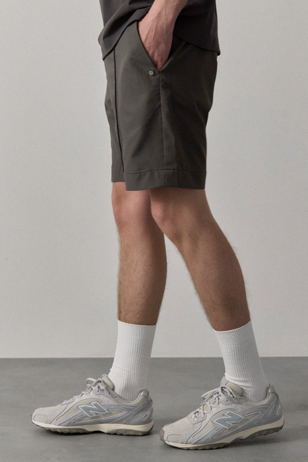 AIR-DOT SHORTS - Charcoal