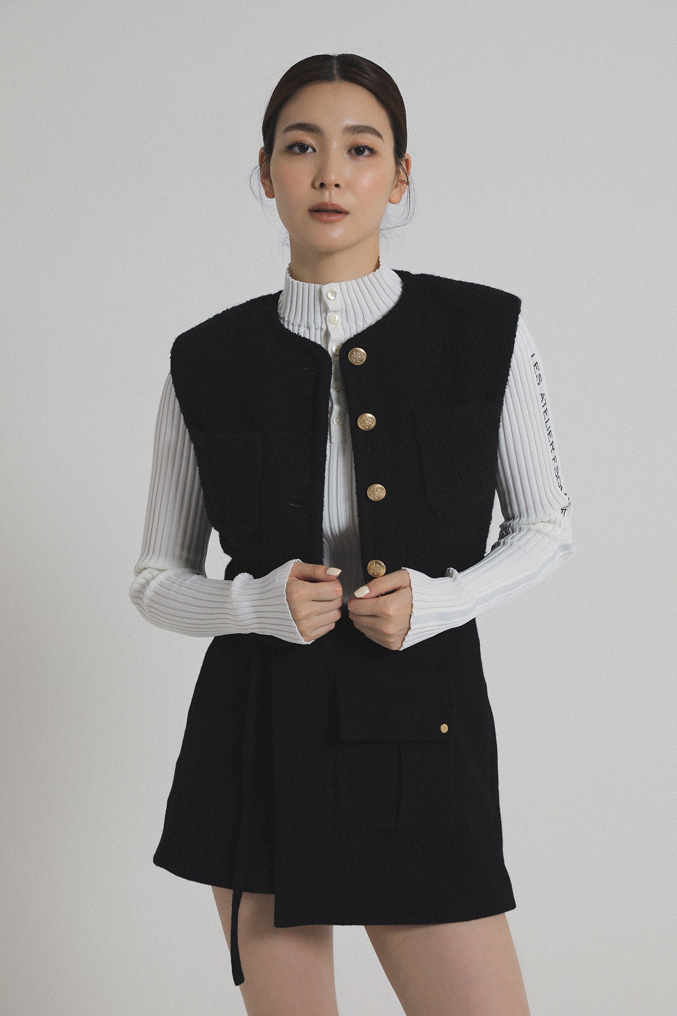 TWEED SHORT VEST - Black