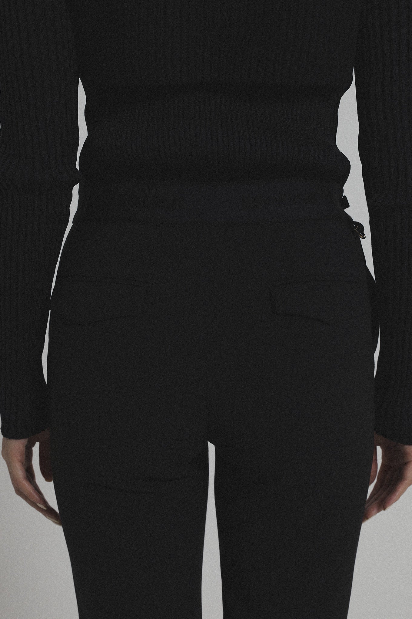 CITY WALKS PANTS - Black