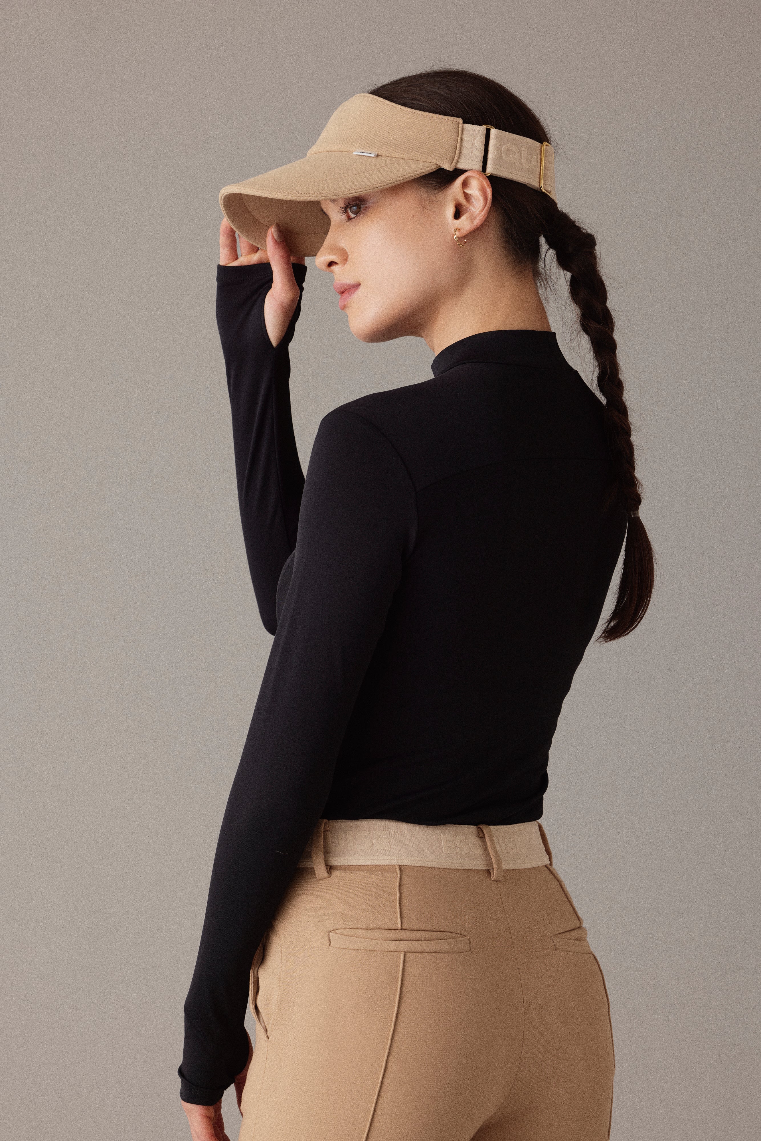 SLEEK + CHIC - Black