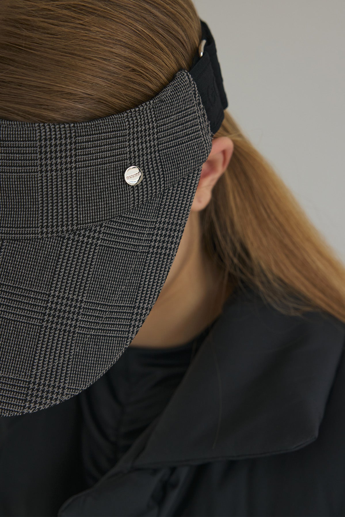 GLEN CHECK CURVE VISOR - Gray