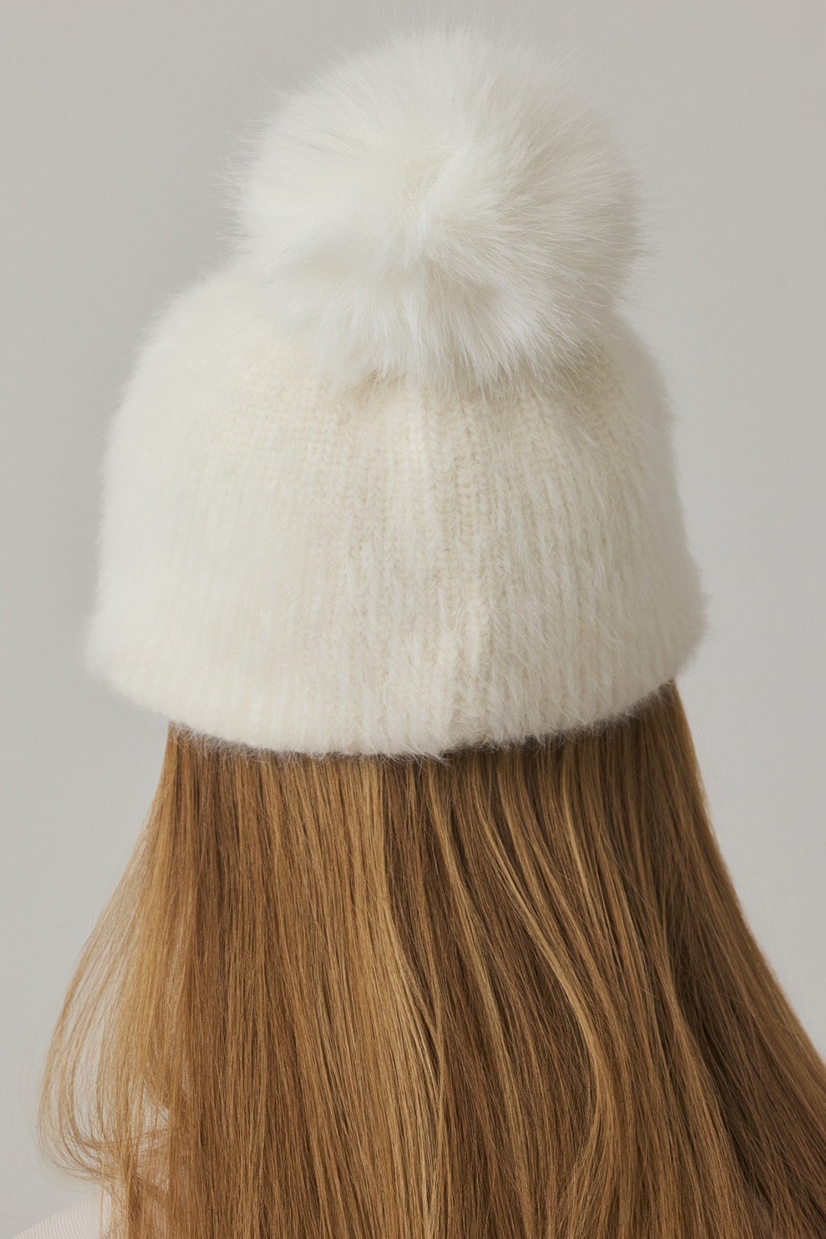 WARM KNIT FUR HAT - White