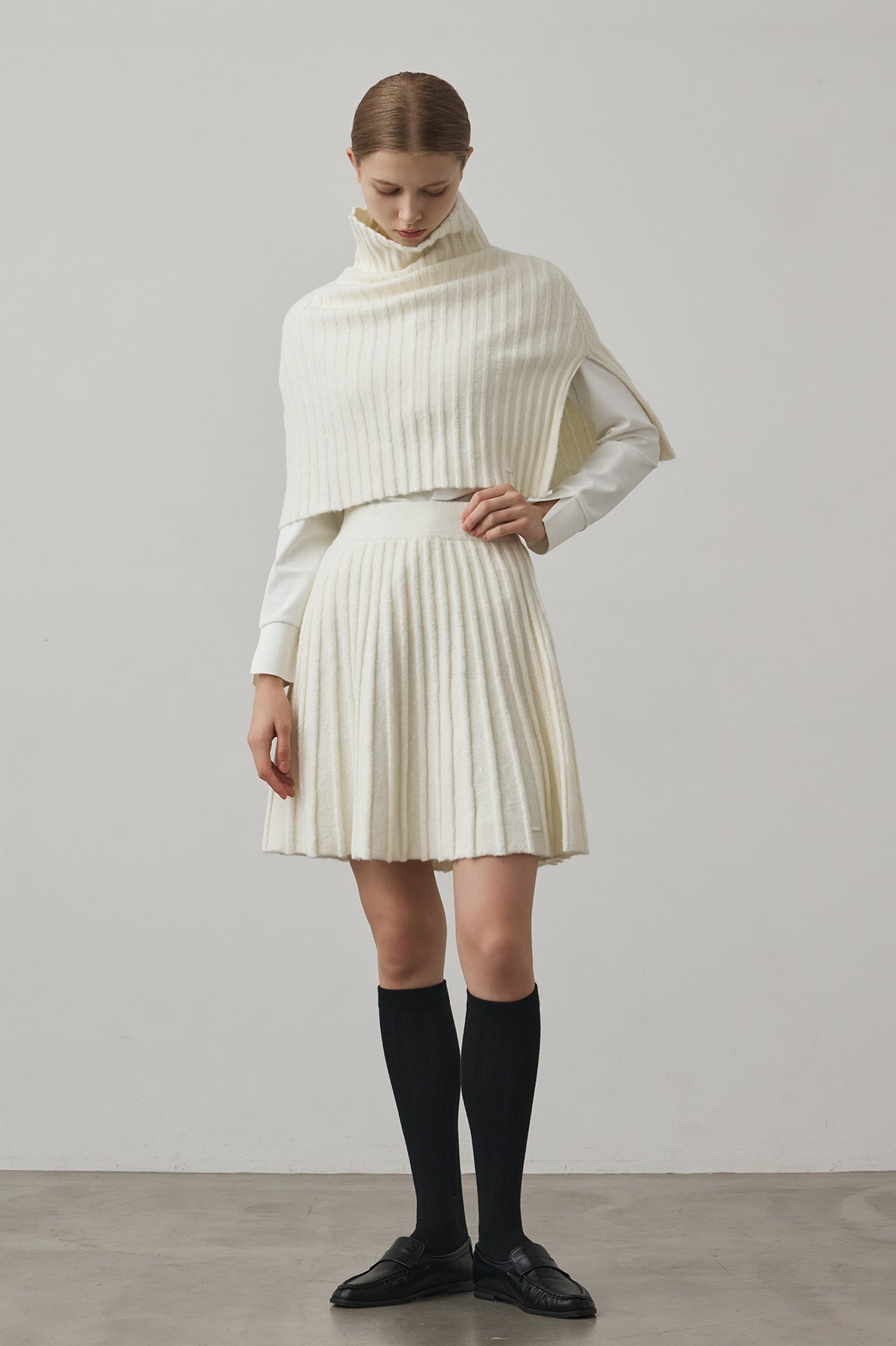 ECO-KNIT PLEATS SKIRT - White