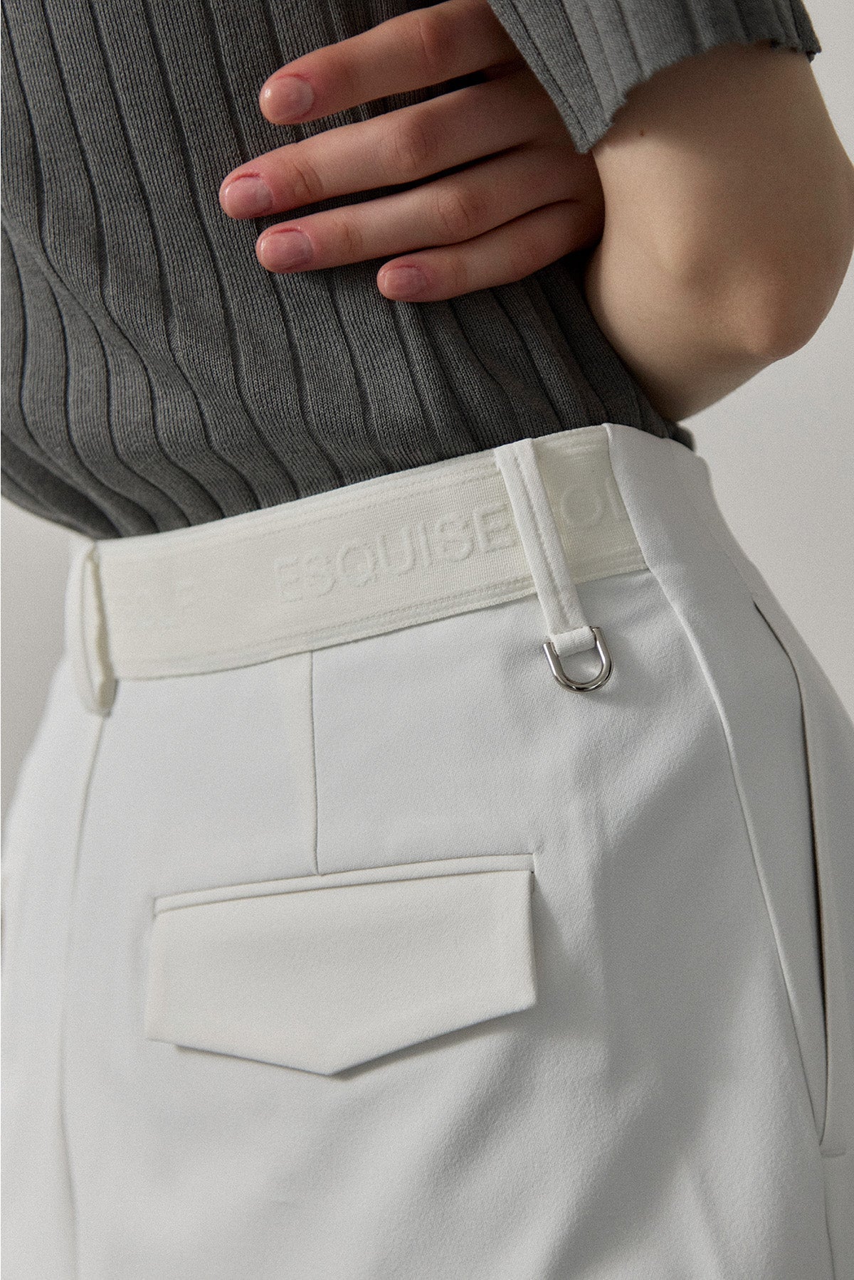 RELAXED DOUBLE PLEATS TROUSERS - White