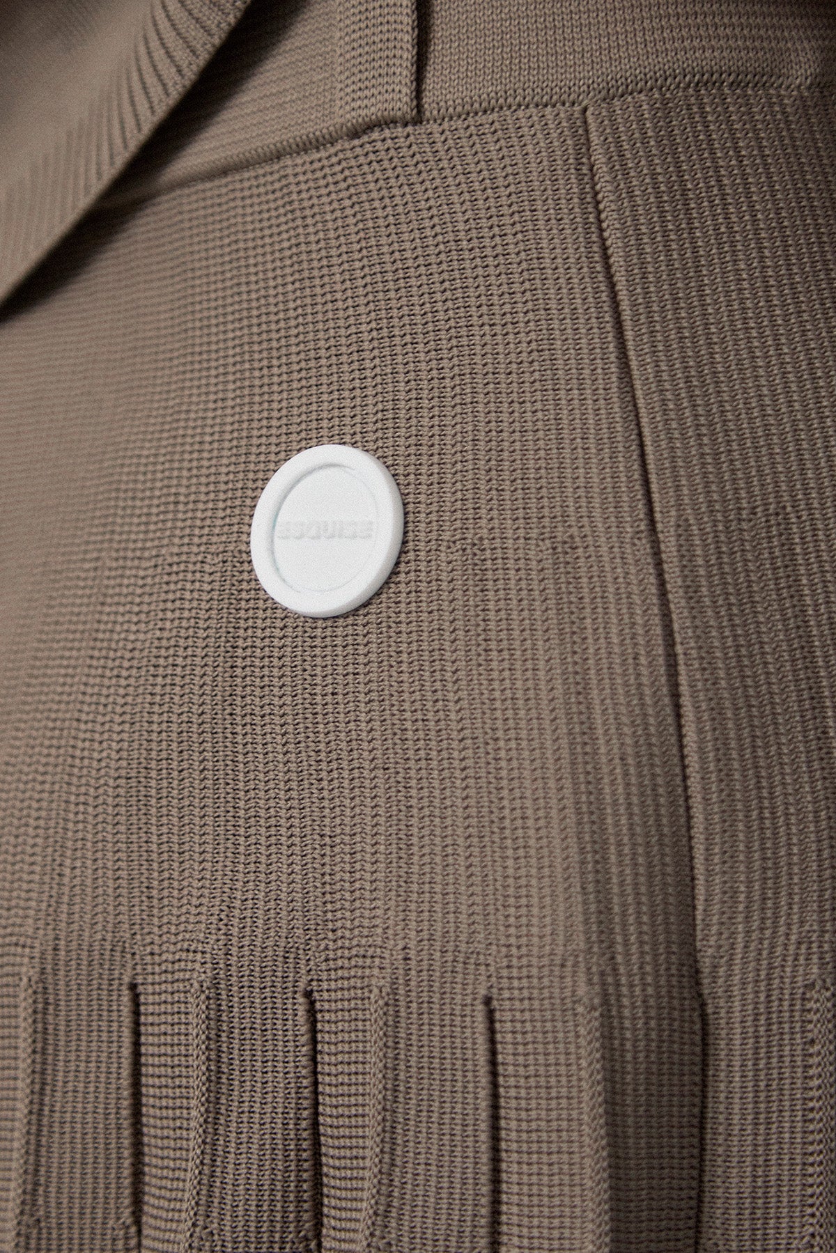 RECYCLED SMOOTH-KNIT PLEATS - Beige