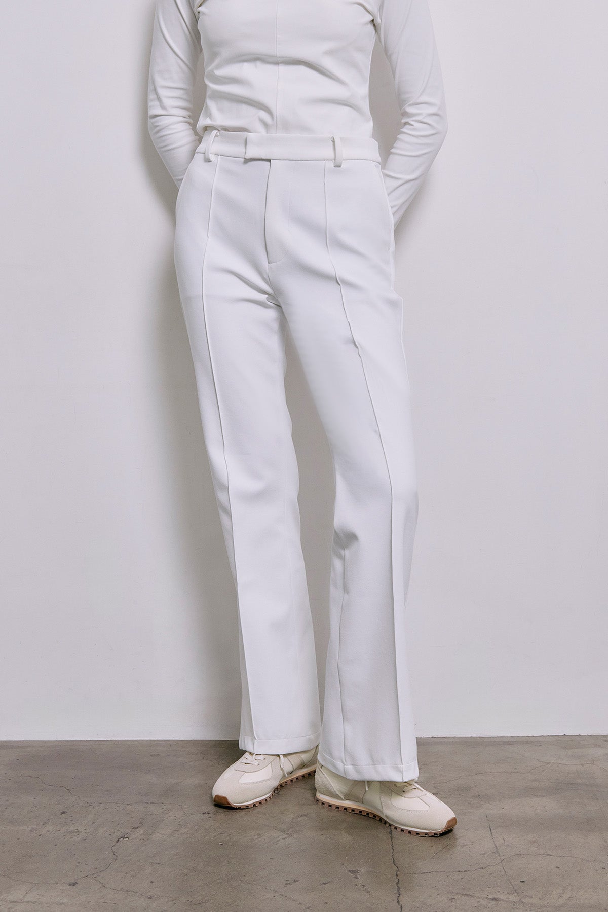 SLIT FLARE PANTS - White