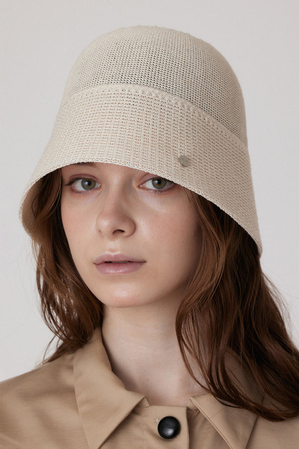 DEPTHY PAPER HAT - White