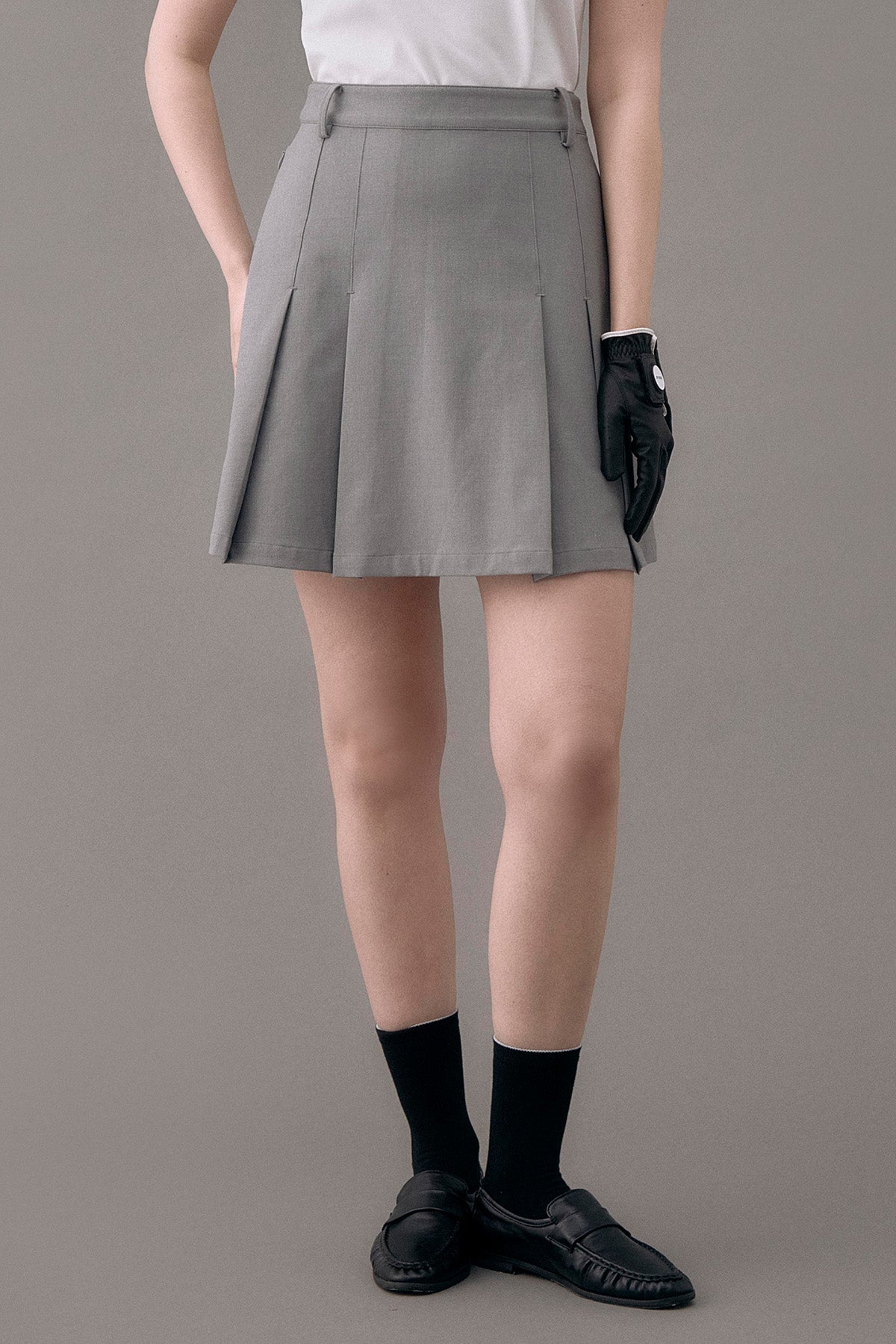 SILK TOUCH PLEATED SKIRT - Light Gray
