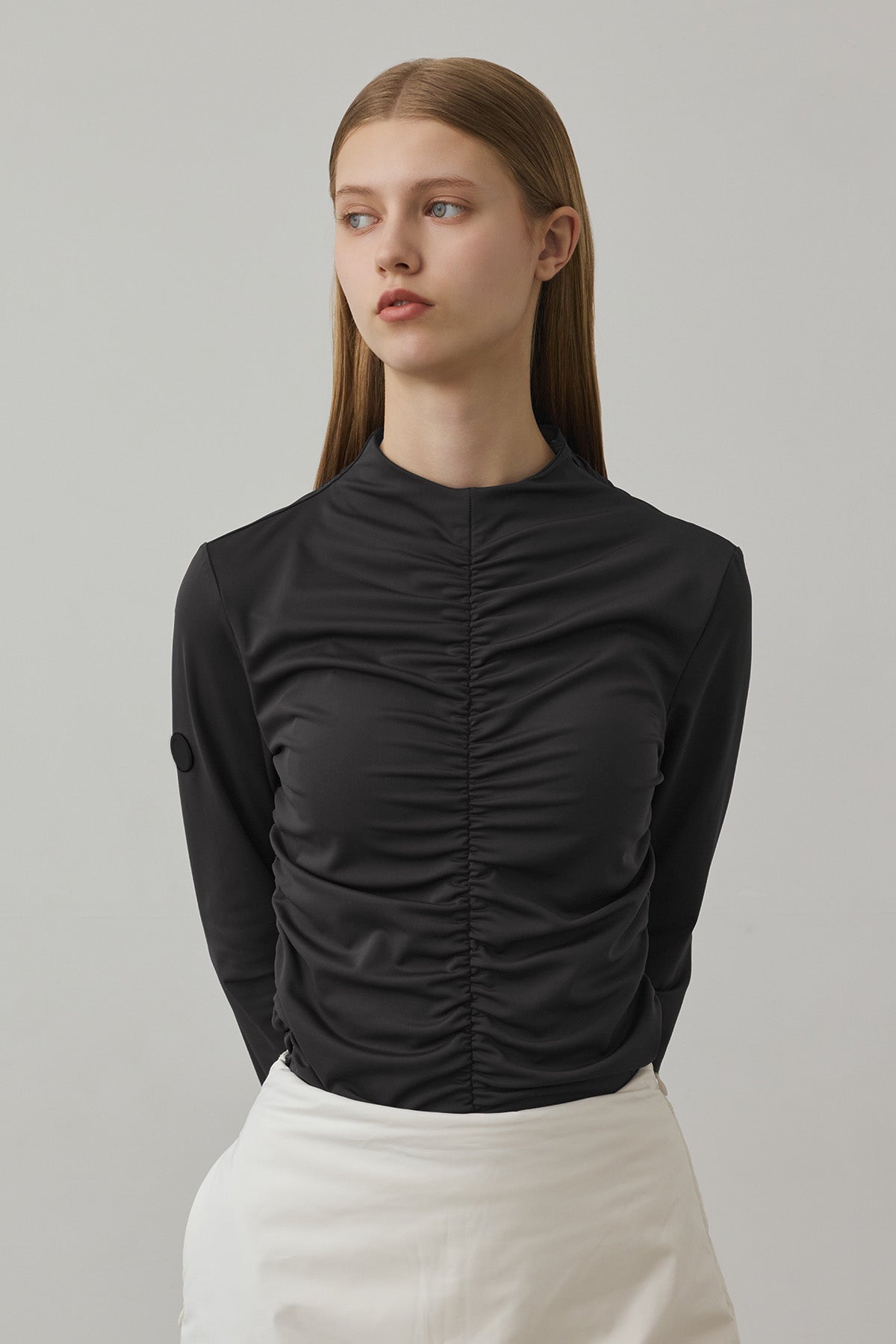 GATHER STRETCH TOP - Black