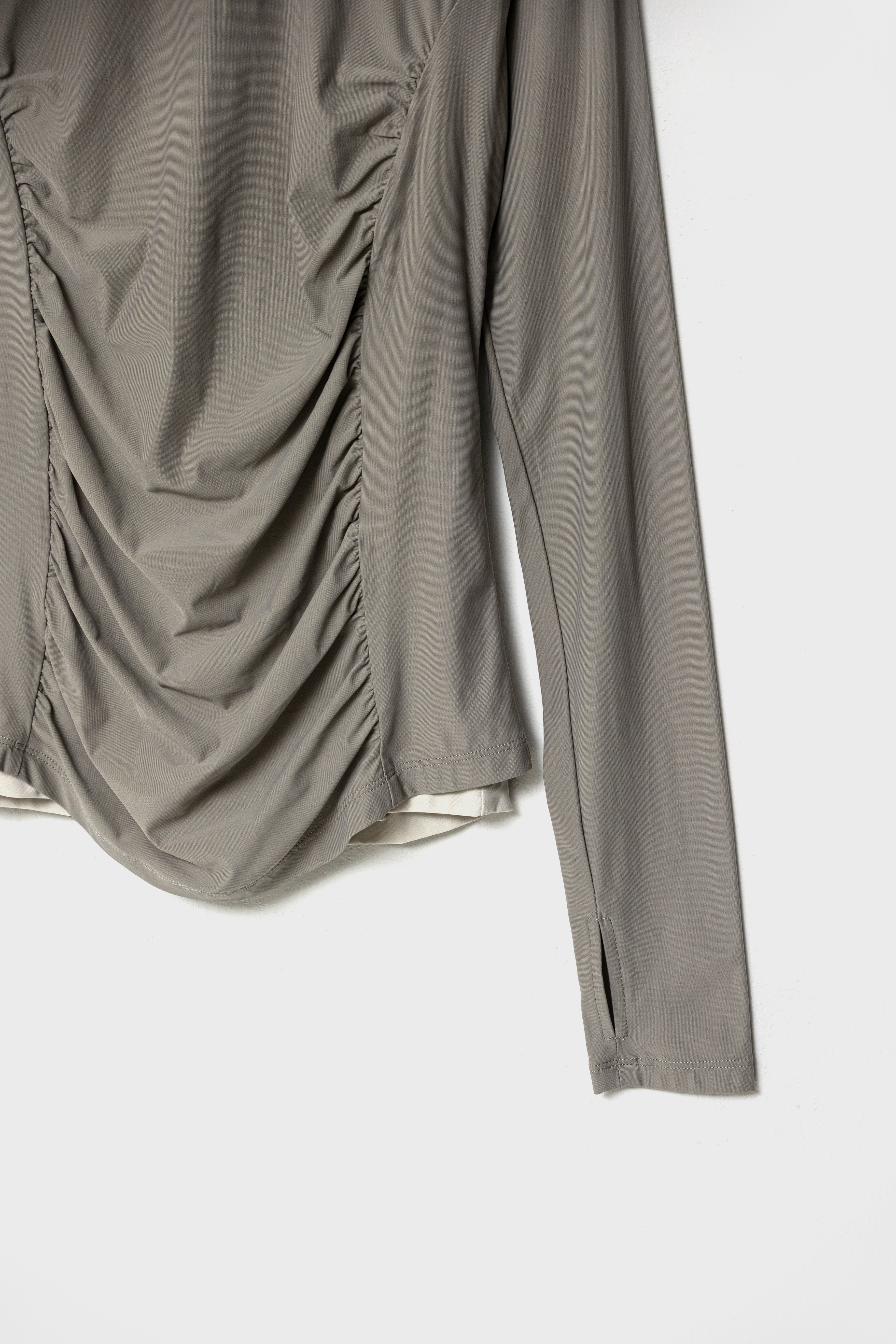 MOCKNECK GATHER TOP - Gray