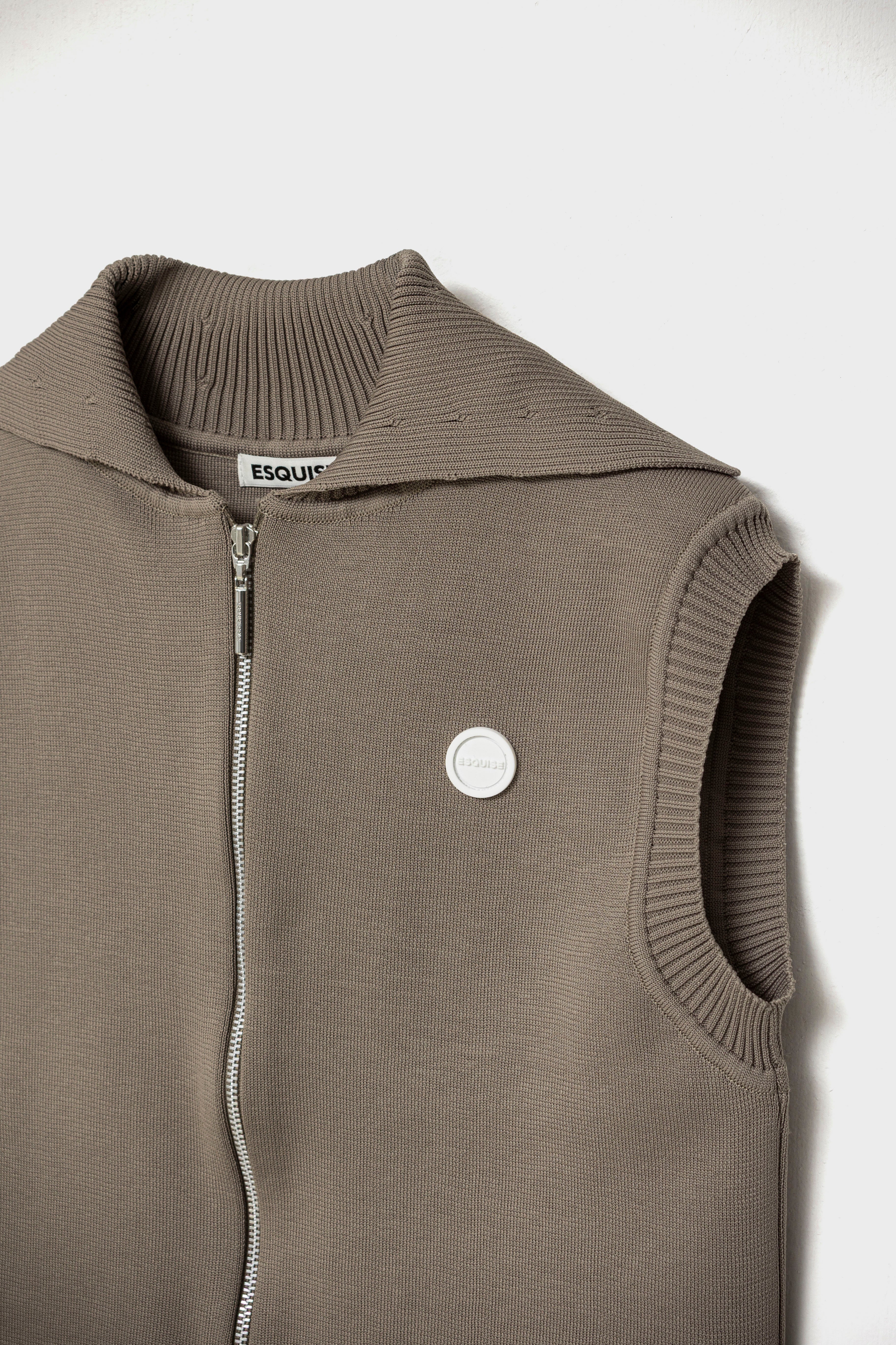 RECYCLED SMOOTH-KNIT VEST - Beige
