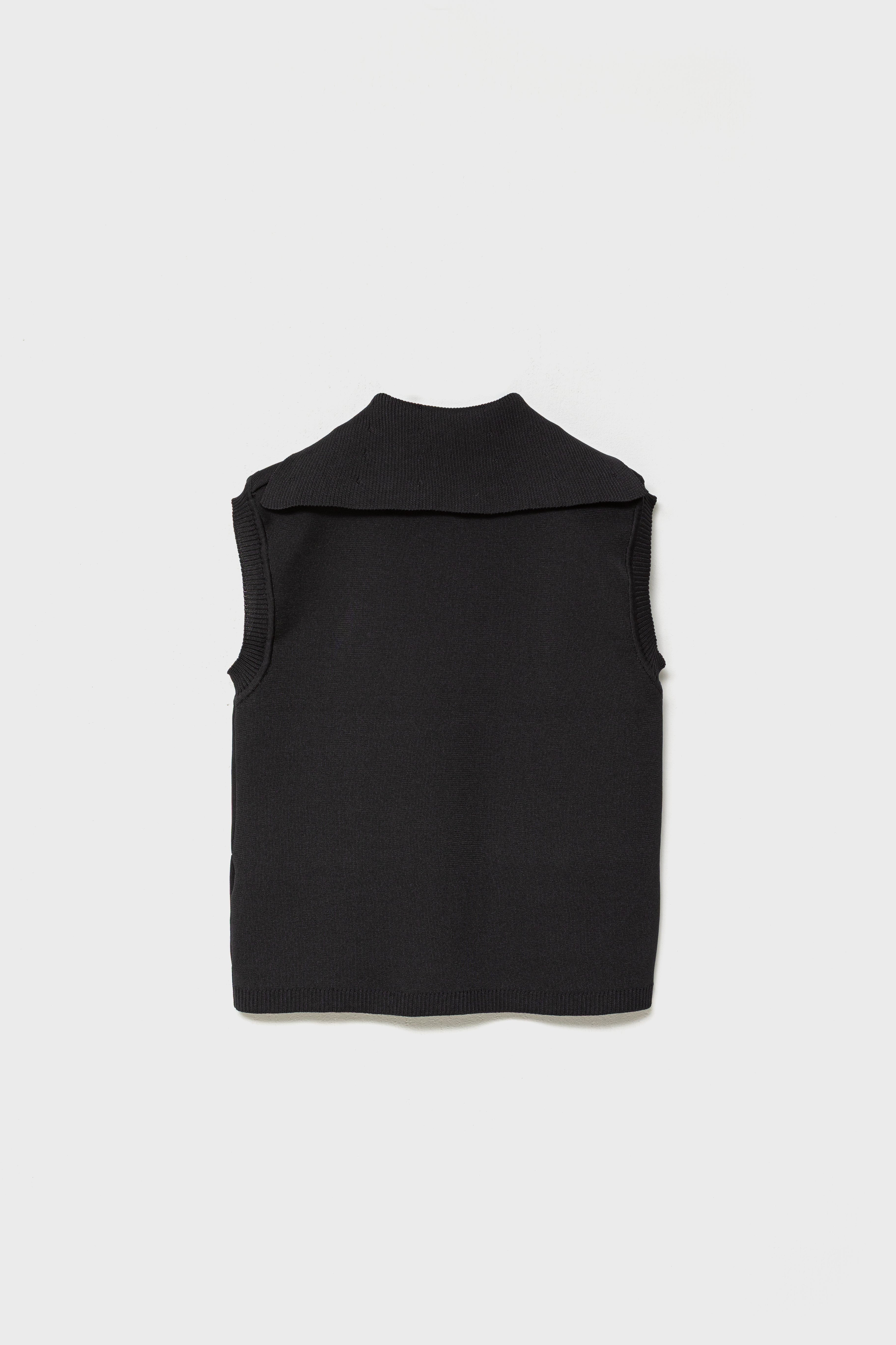 RECYCLED SMOOTH-KNIT VEST - Black
