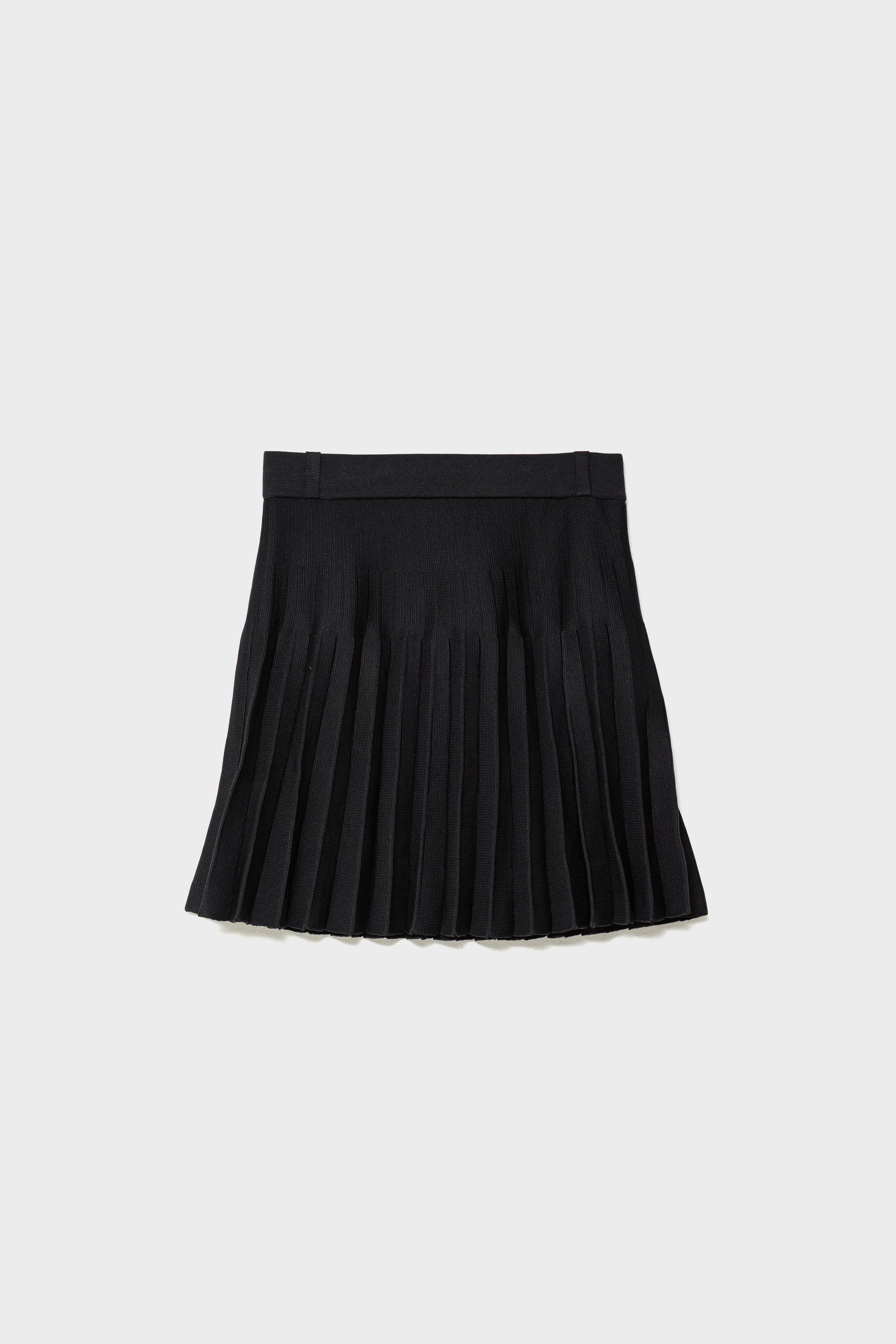 RECYCLED SMOOTH-KNIT PLEATS - Black