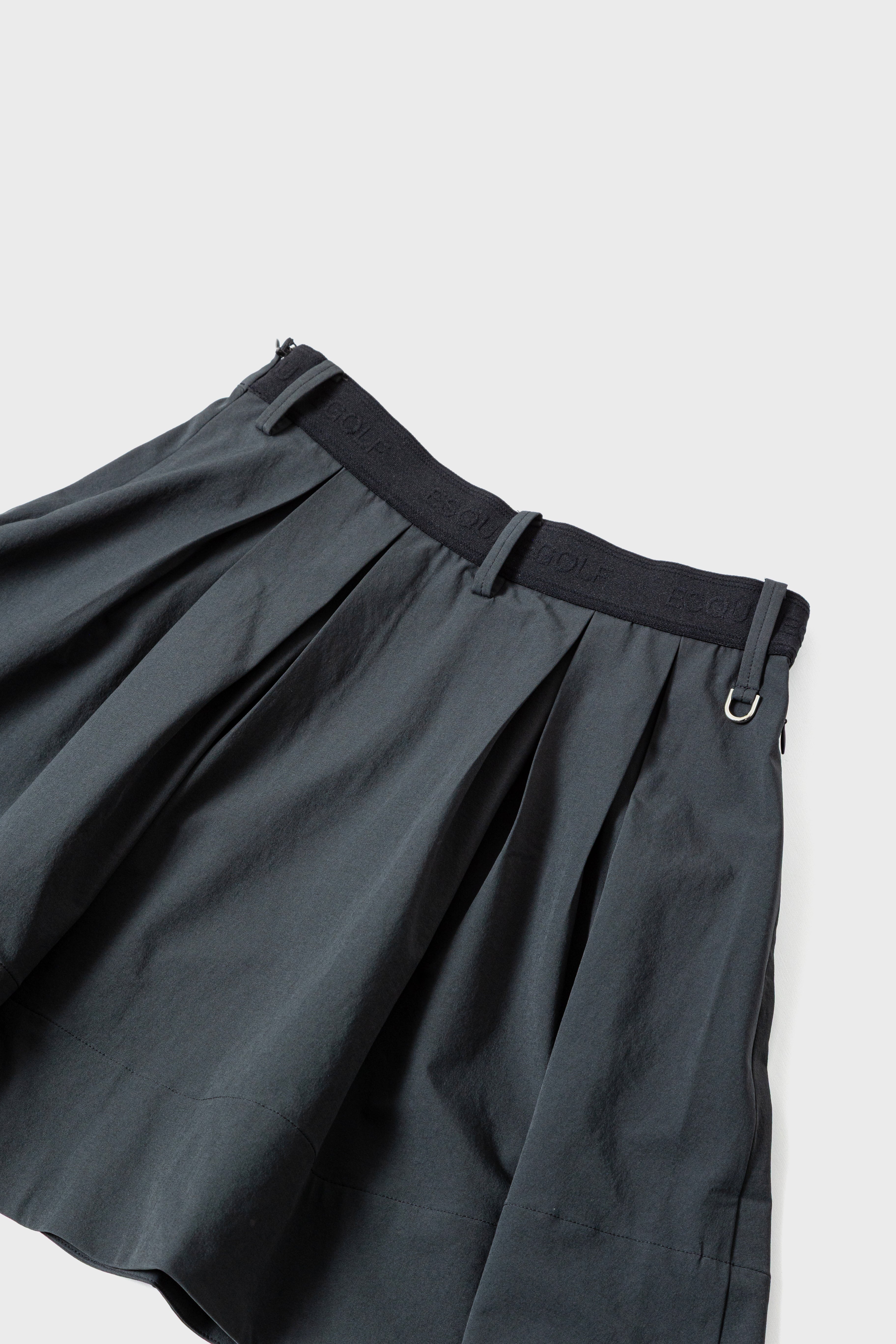 ROMAN FLARE SKIRT - Black