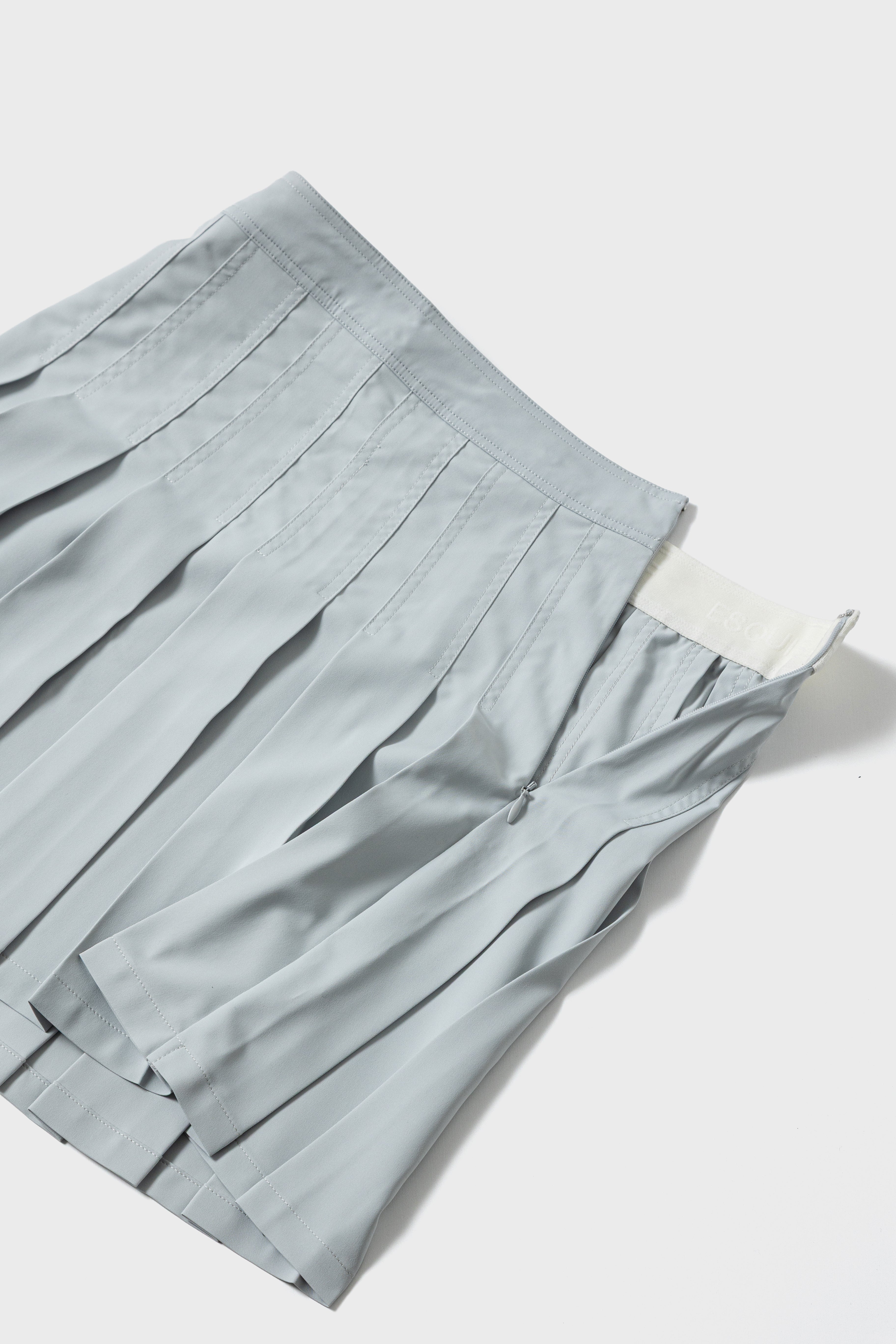 FLOWING PLEATS SKIRT - Soft Blue