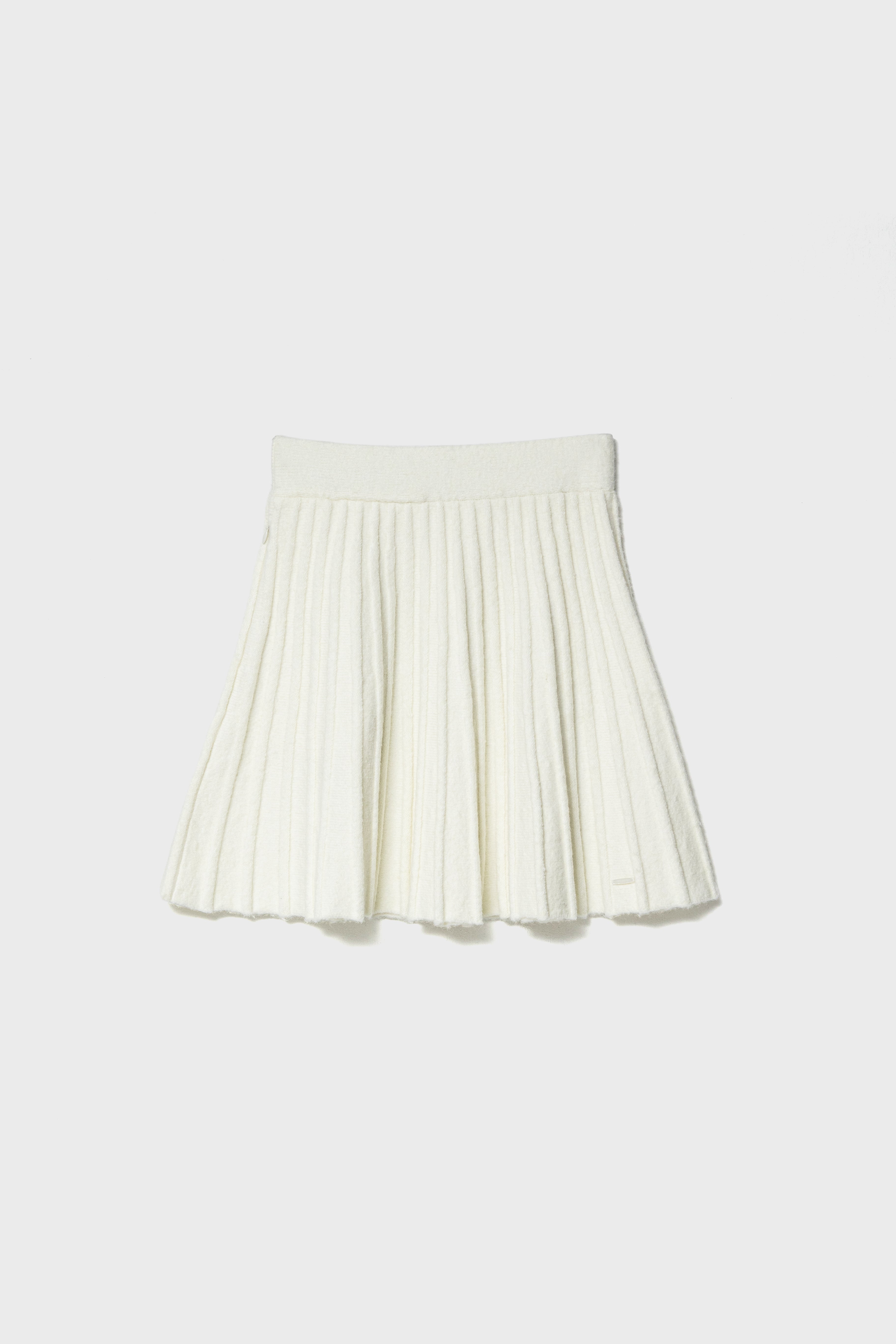 ECO-KNIT PLEATS SKIRT - White