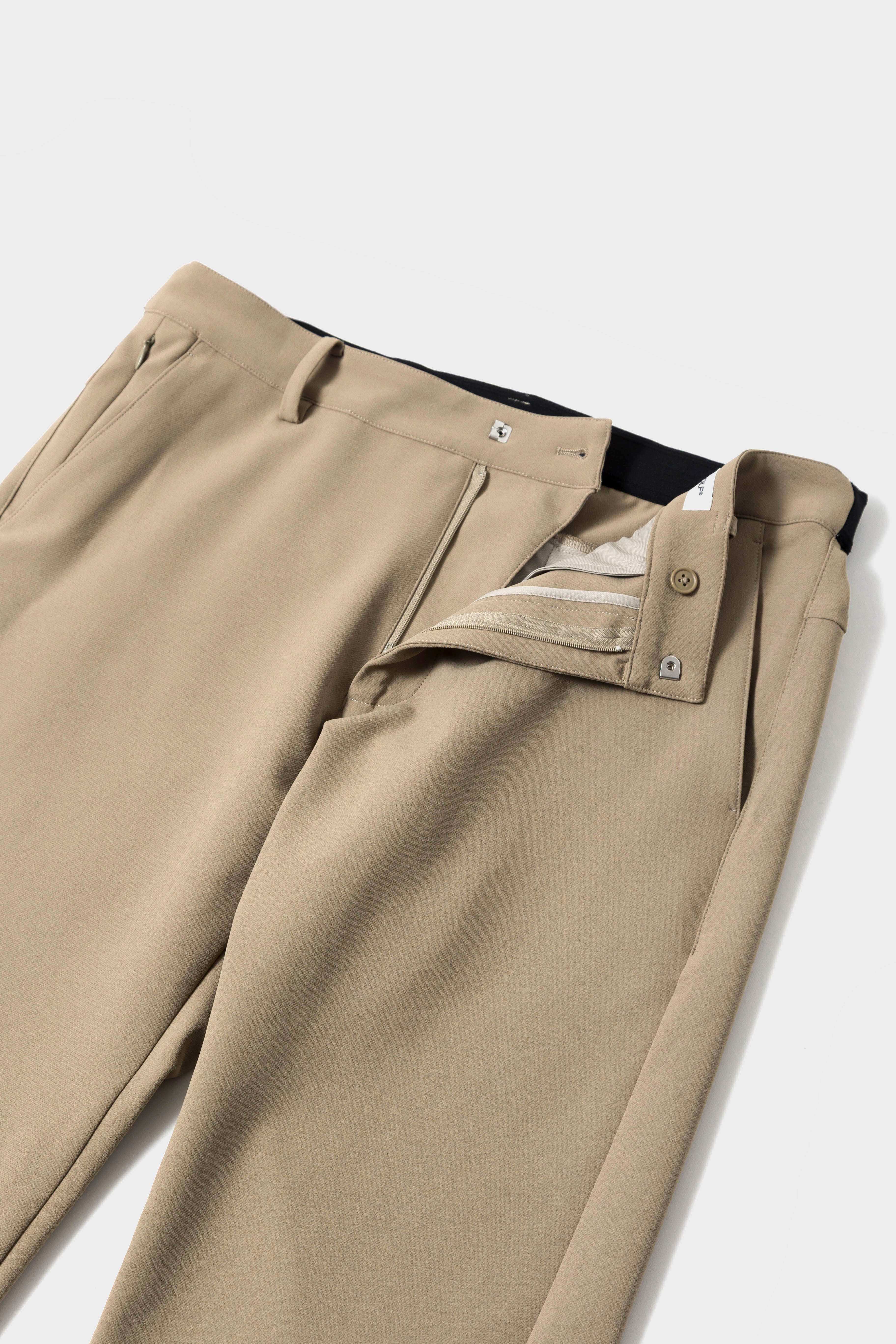 ESSENTIAL GOLF PANTS - Beige