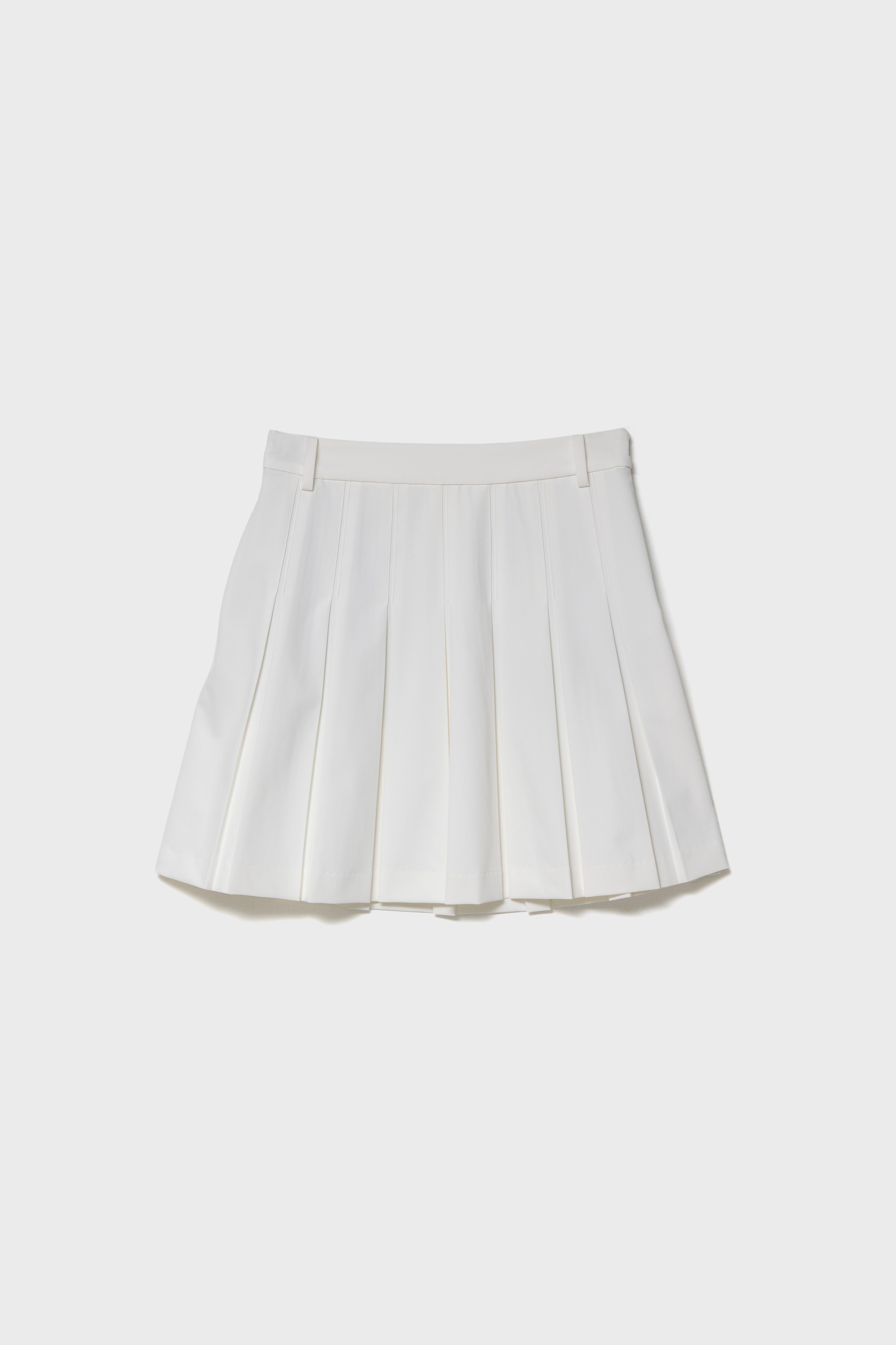 ESSENTIAL GOLF PLEATS SKIRT - White