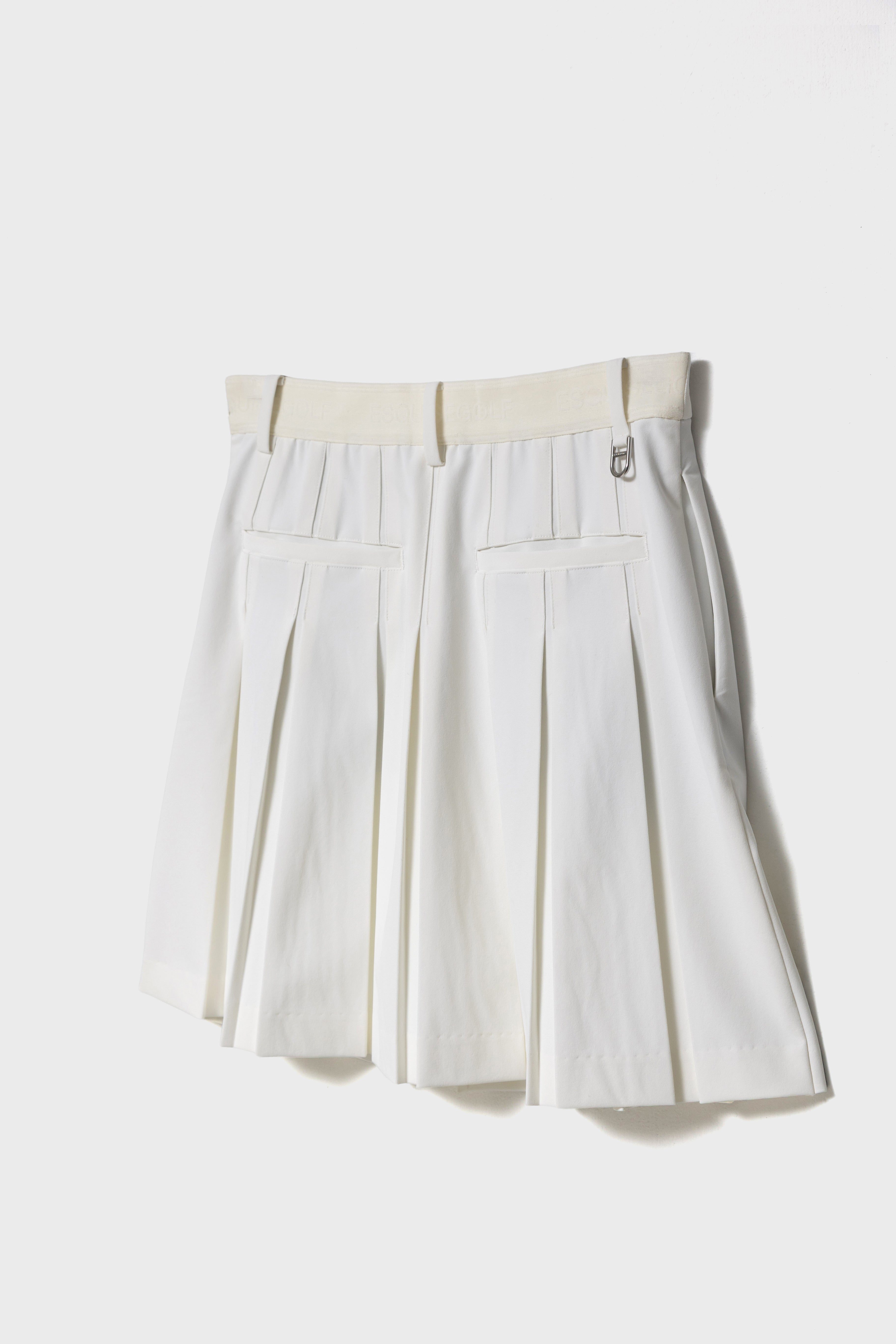 ESSENTIAL GOLF PLEATS SKIRT - White