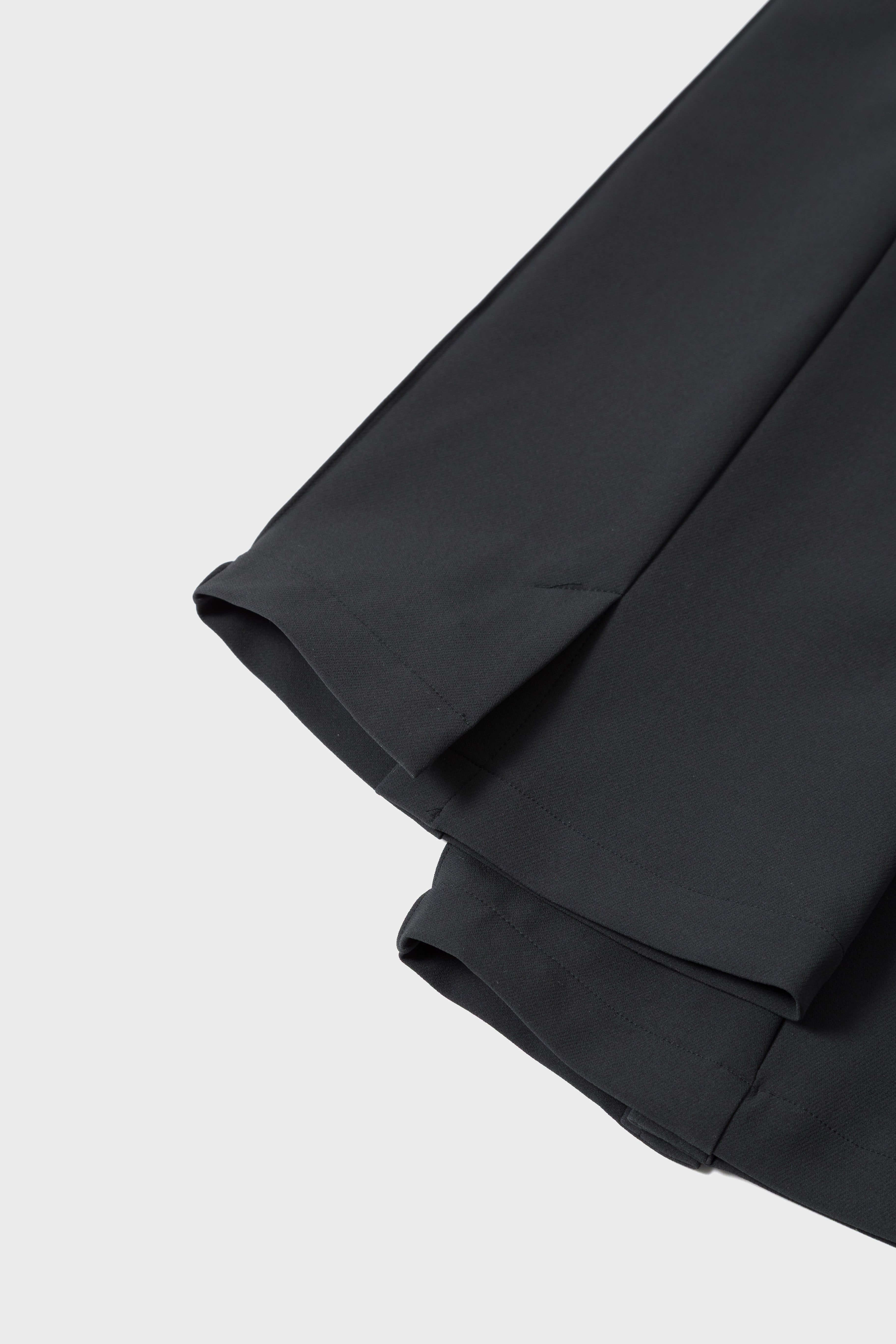 SLIT FLARE PANTS - Black