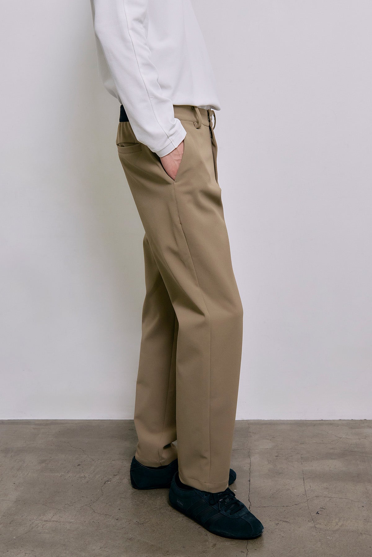 ESSENTIAL GOLF PANTS - Beige