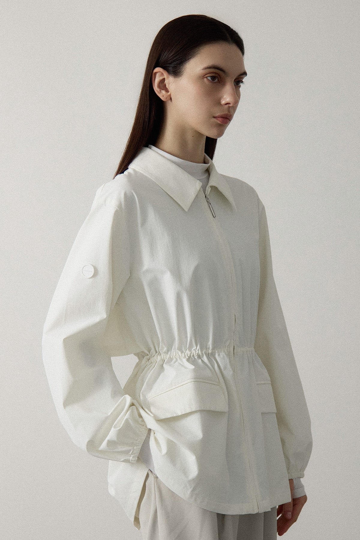 DRAWSTRING LIGHT JACKET - White