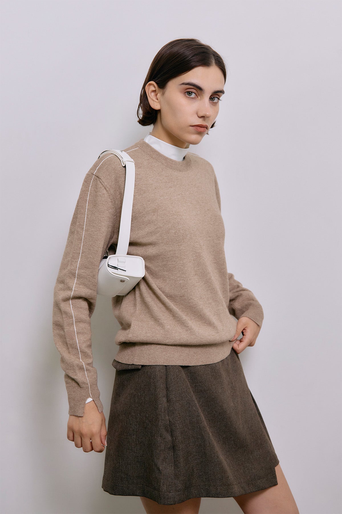 DUO FORMS WAIST BAG - White