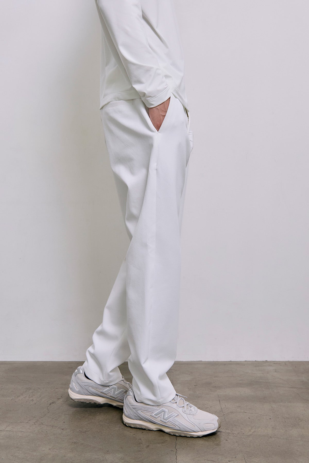 ESSENTIAL GOLF PANTS - White