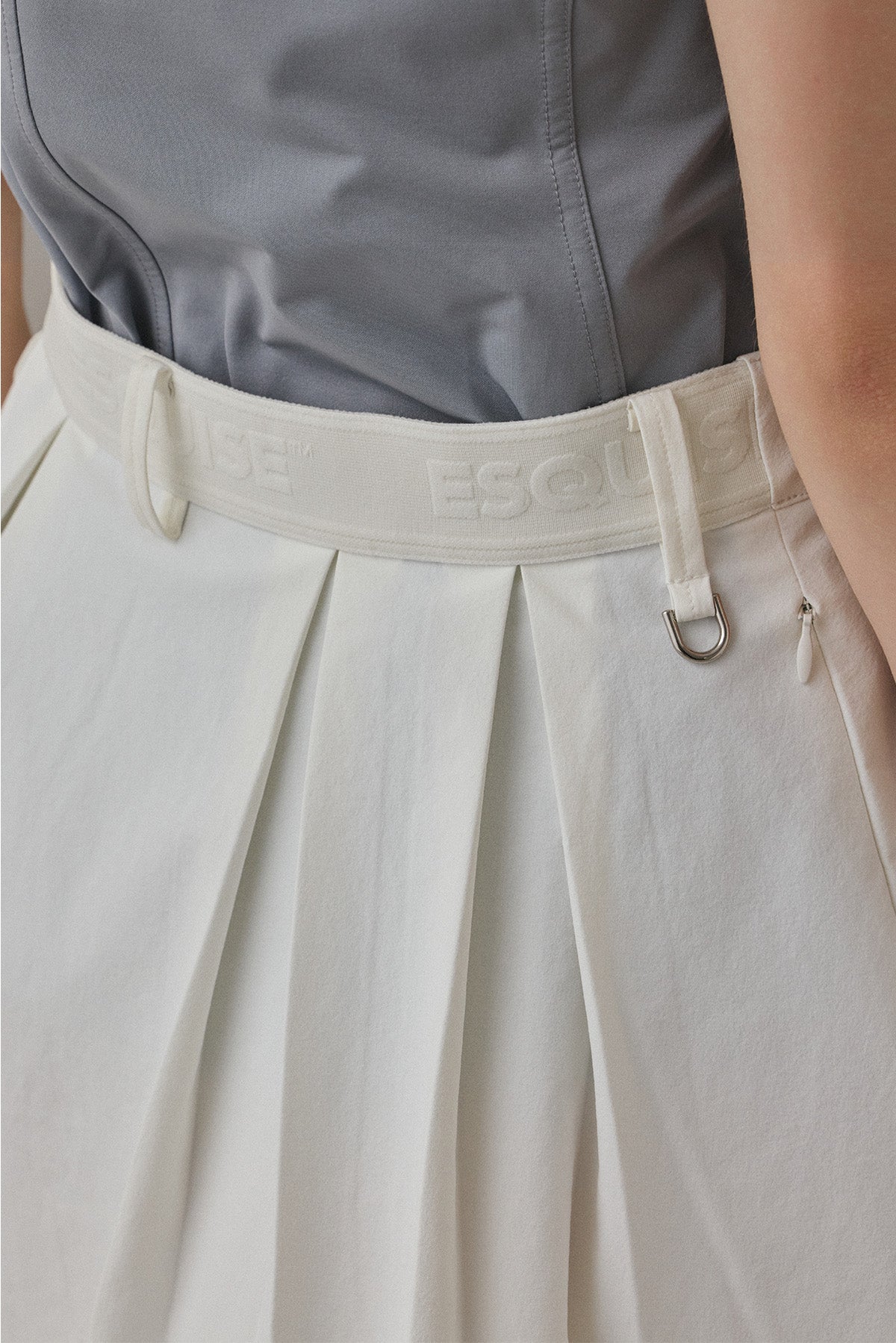 ROMAN FLARE SKIRT - White